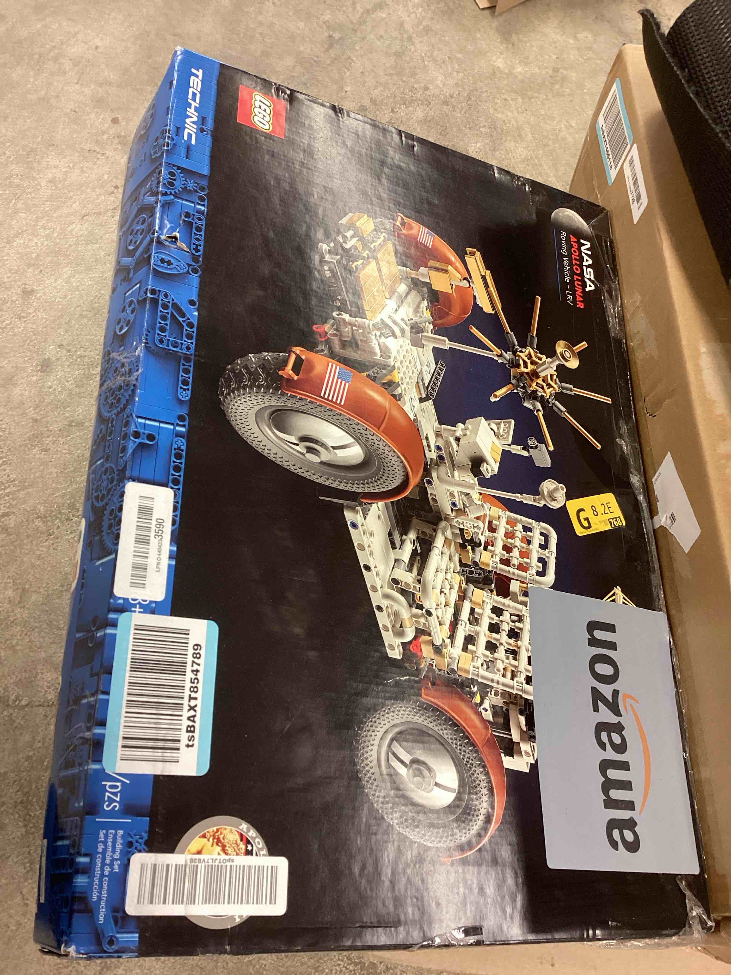 Condition photo showing Good Condition for LEGO Technic NASA Apollo Lunar Roving Vehicle LRV Building Set - Collectible Set for Adults, Ages 18+ - Model Kit of Space Rover W/Authentic Details - Gift for Men & Women - 42182