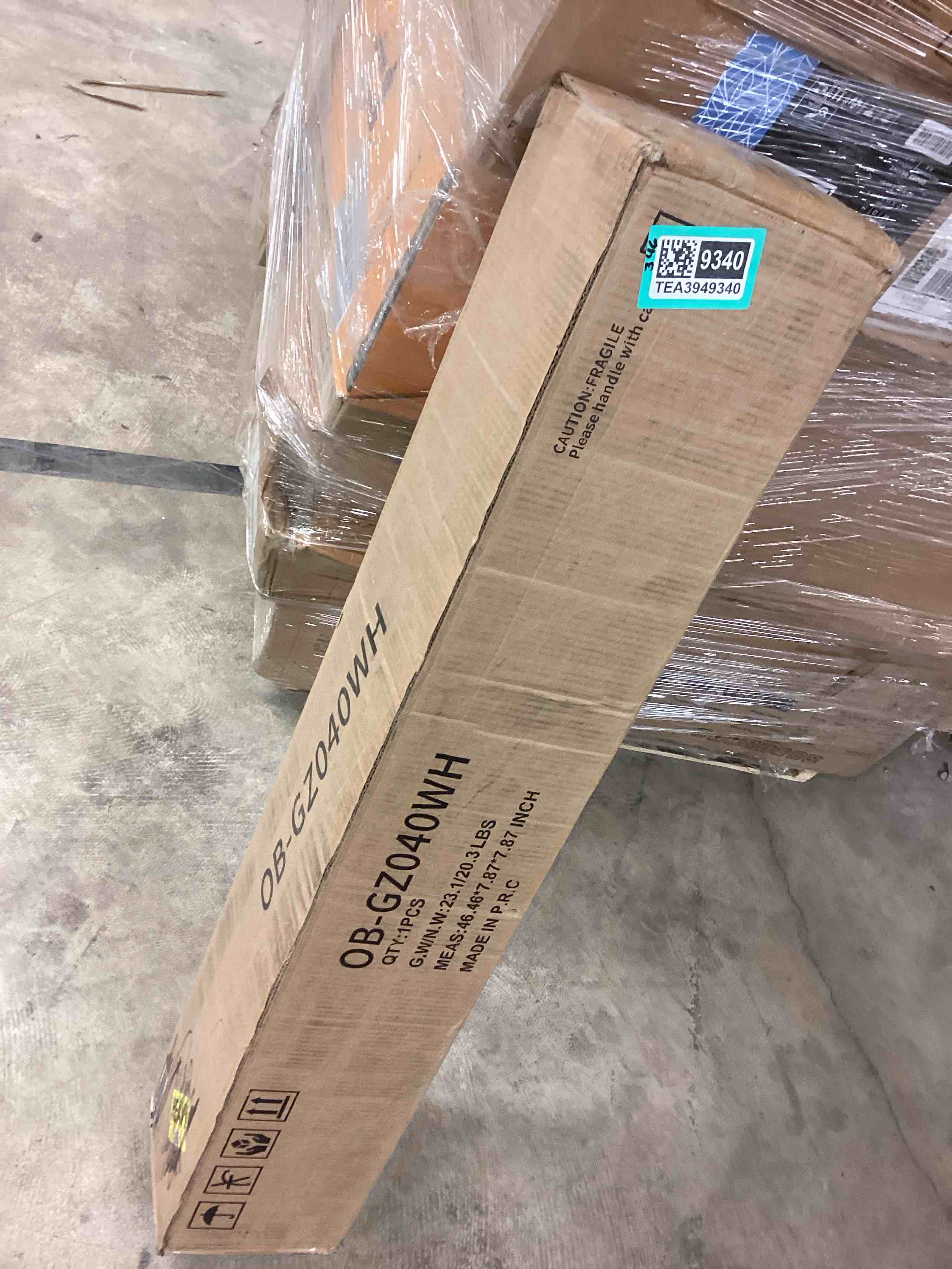 Condition photo showing New/Like New for Ainfox 8 x 8 Ft Pop-up Canopy Tent,Outdoor Gazebo for Beach,Sun Shade,Outdoor Activities,Weddings,White