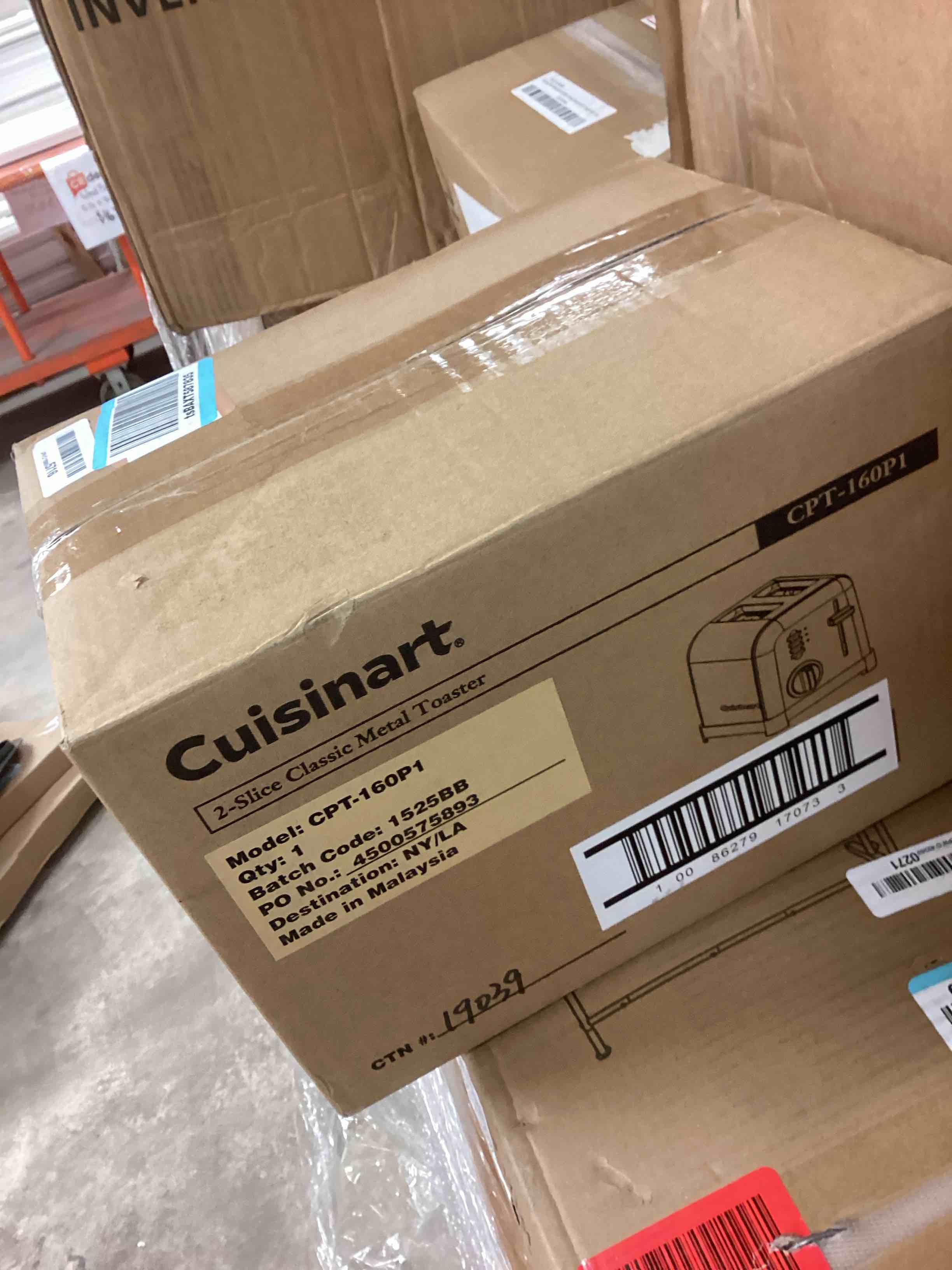 Condition photo showing New/Like New for Cuisinart CPT-160 Metal Classic 2-Slice Toaster, Brushed Stainless