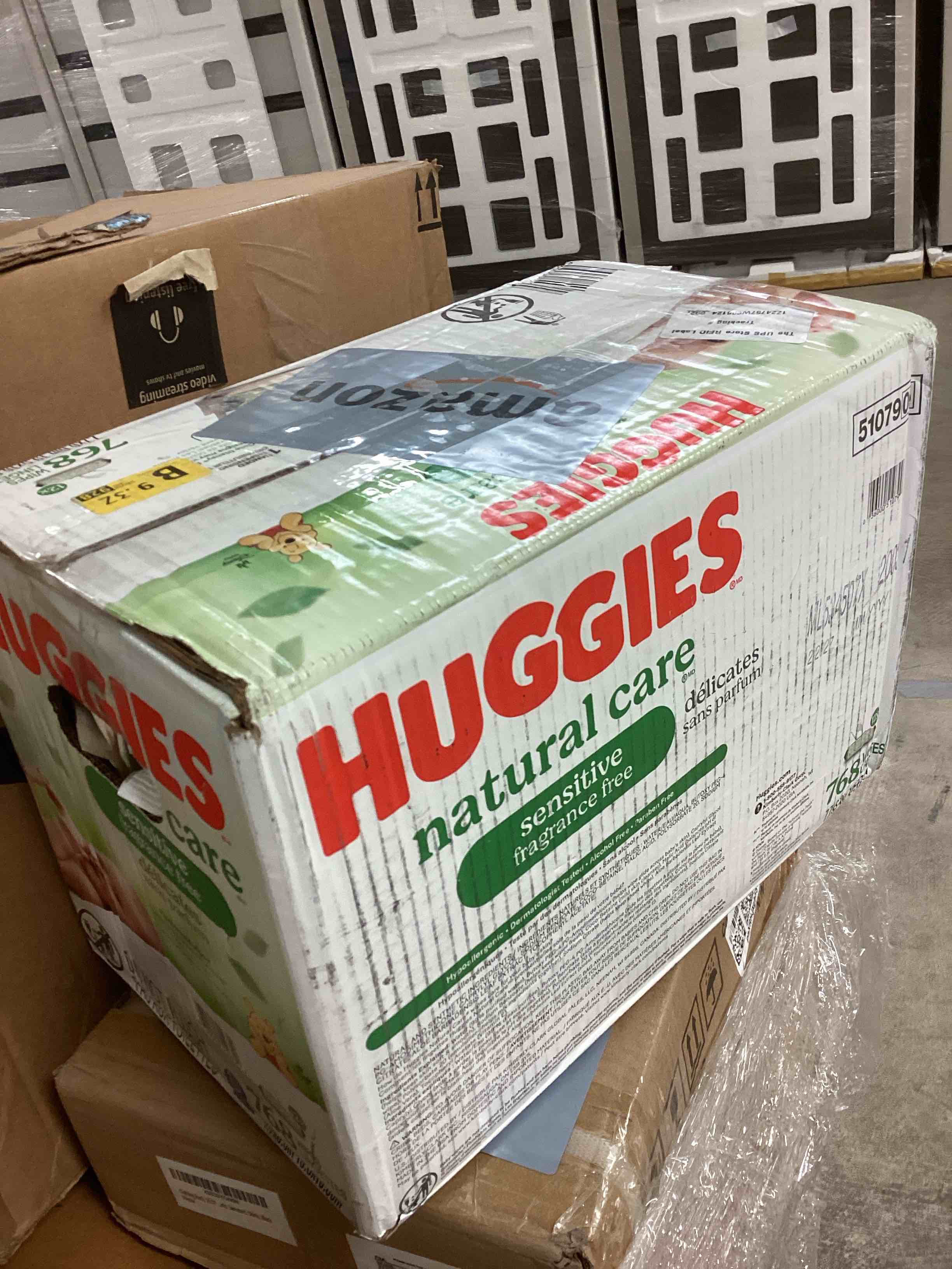 Condition photo showing New/Like New for Huggies Natural Care Sensitive Baby Wipes, Unscented, Hypoallergenic, 99% Purified Water, 12 Flip-Top Packs (768 Wipes Total), Packaging May Vary 64 Count (Pack of 12)