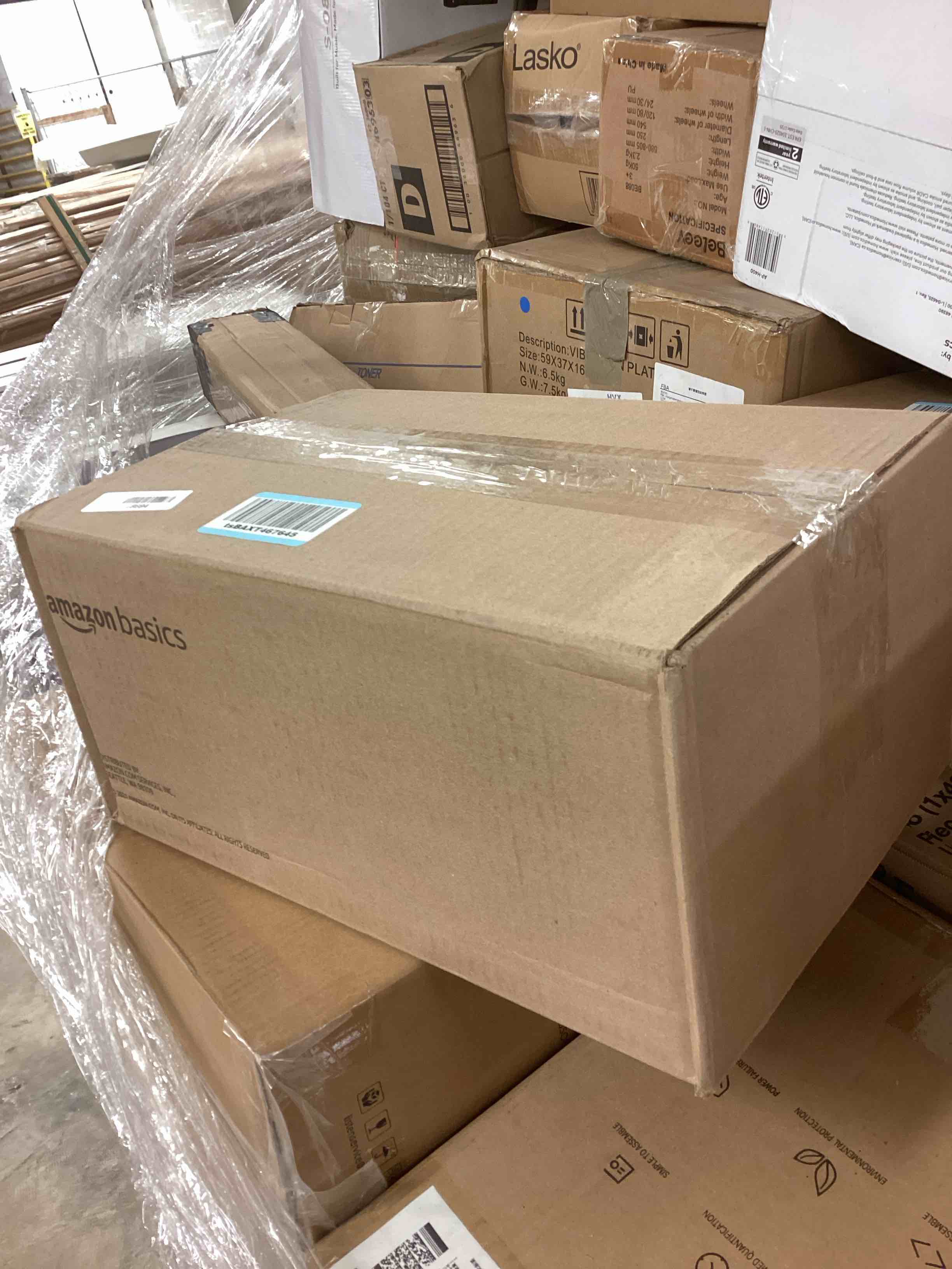 Condition photo showing New/Like New for Amazon Basics Incontinence Underwear for Women, Protective, Disposable, Postpartum, Maximum Absorbency, Medium, Lavender, 60 Count (3 Packs of 20) Medium 60.0