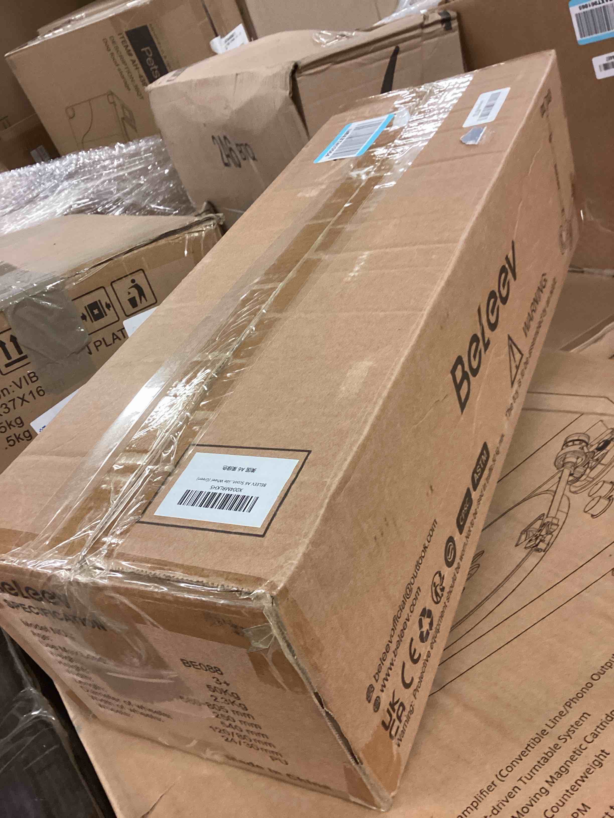 Condition photo showing Good Condition for BELEEV A6 Kids Scooter with LED Light-Up Wheels & Deck, 3 Wheel Kick Scooter for Toddlers Girls Boys Ages 3-8, 4 Adjustable Handlebar, Lean to Steer, Non-Slip Deck, Lightweigh Scooter for Children Green