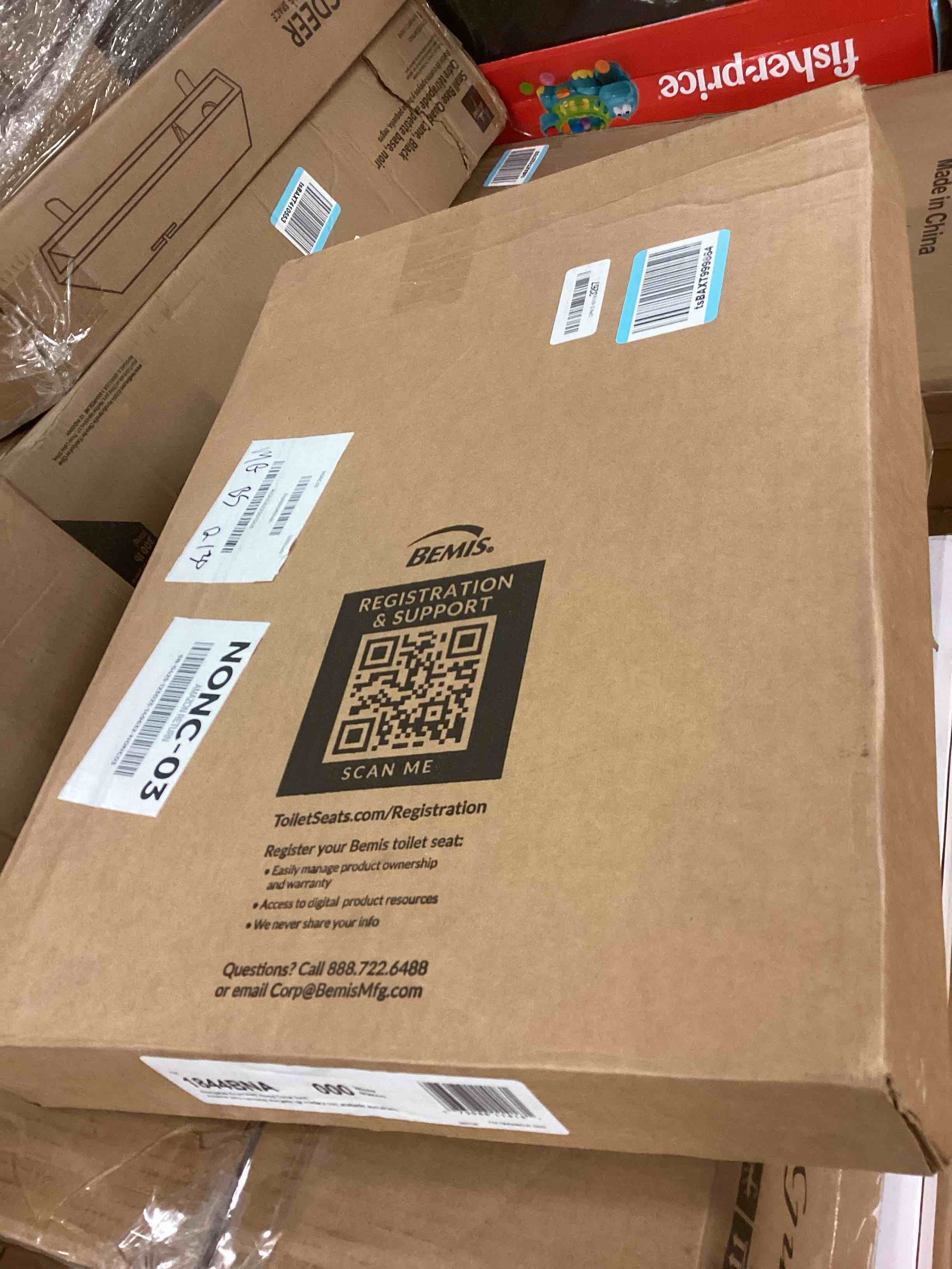 Condition photo showing Good Condition for MAYFAIR 1844BNA 000 Toilet Seat with Brushed Nickel Hinges will Never Come Loose, ELONGATE, White - Brushed Nickel Elongated Brushed Nickel Hinge