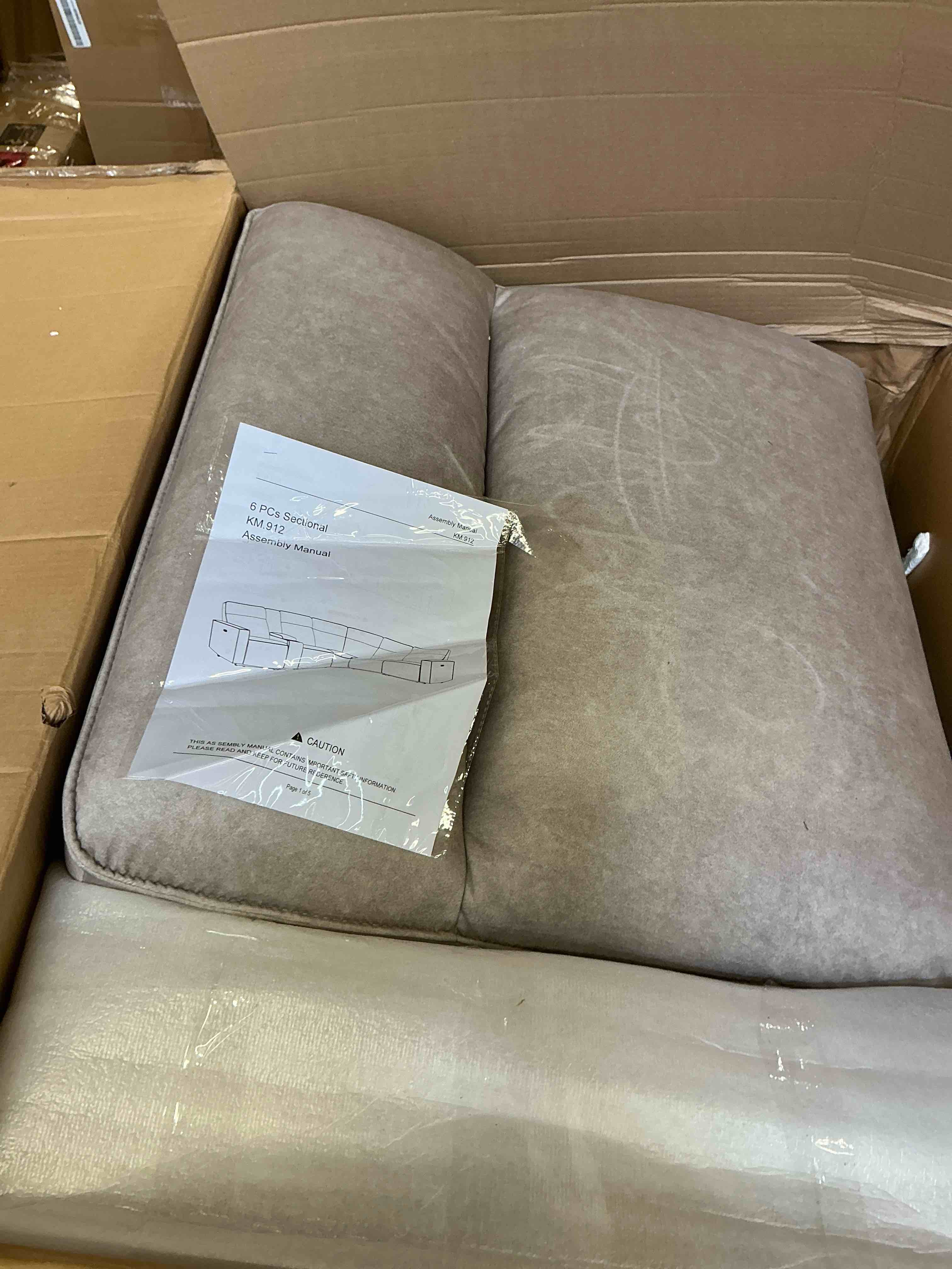Condition photo showing Good Condition for (*incomplete - 1 seat only*) sorento dove gray leather triple power reclining 6pc sectional
