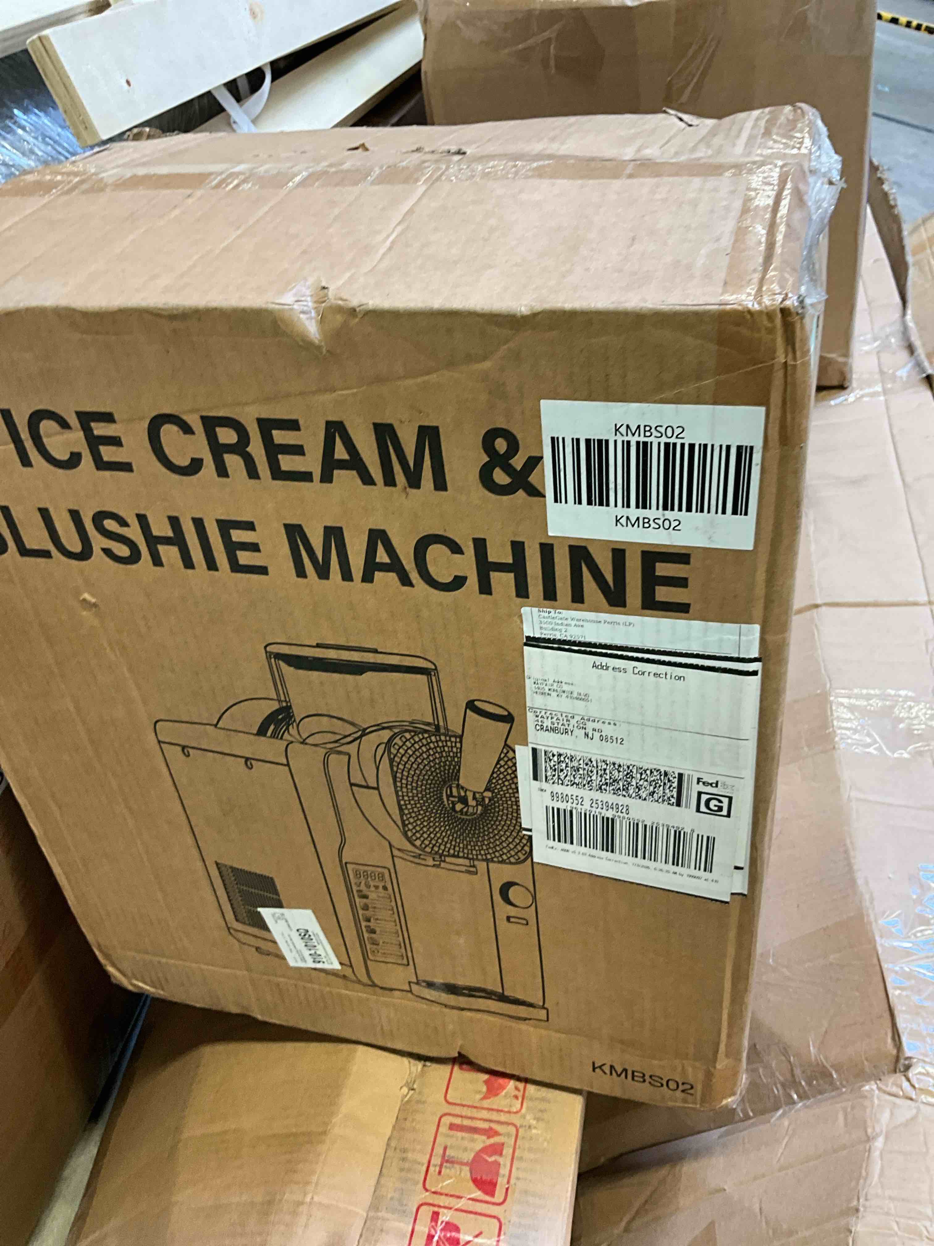 Condition photo showing New/Like New for slush machine & ice cream maker machine 2-in-1, for smoothies, margarita