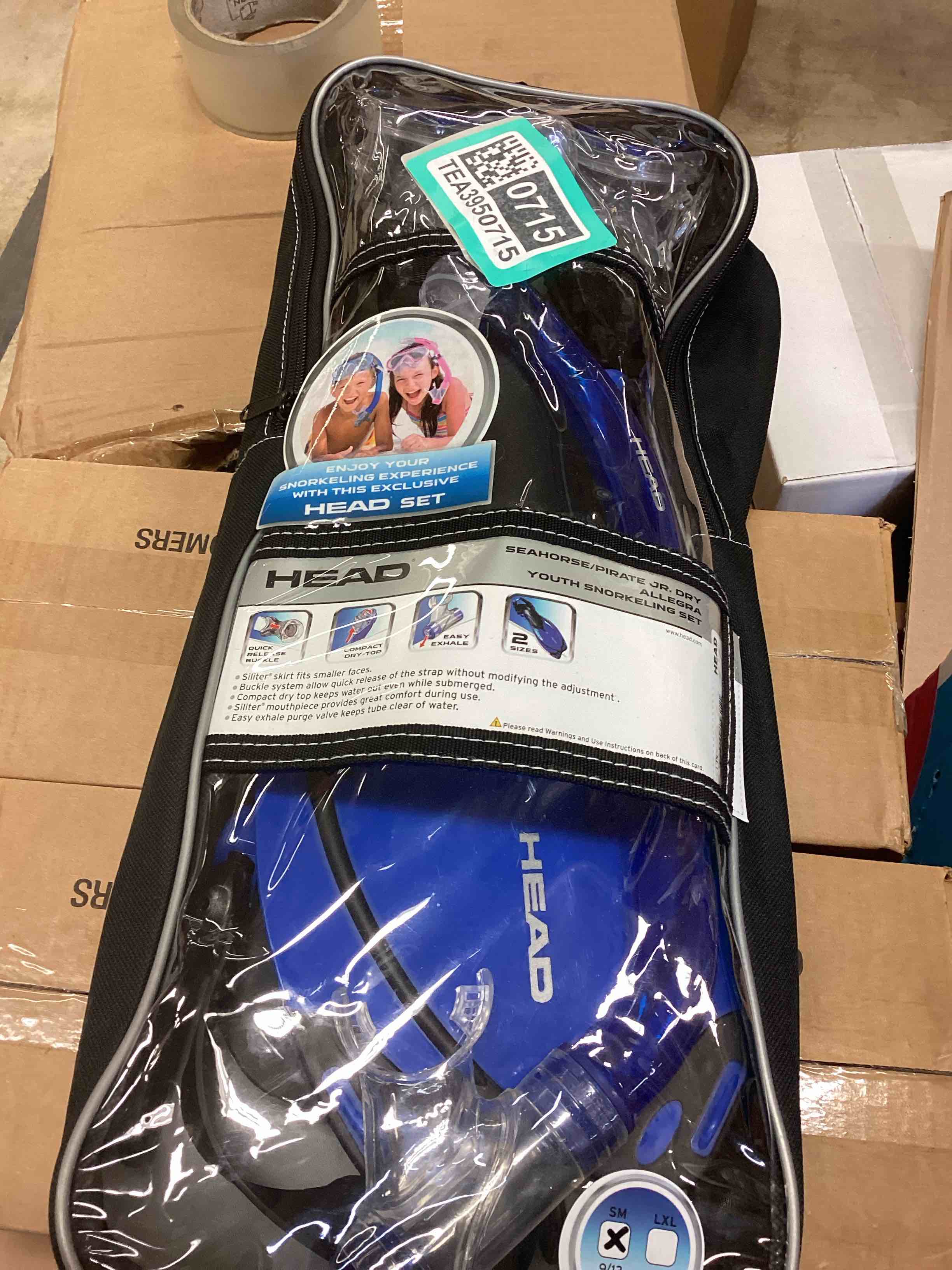 Condition photo showing New/Like New for head 3-pc. seahorse pirate allegra junior snorkel set (blue)