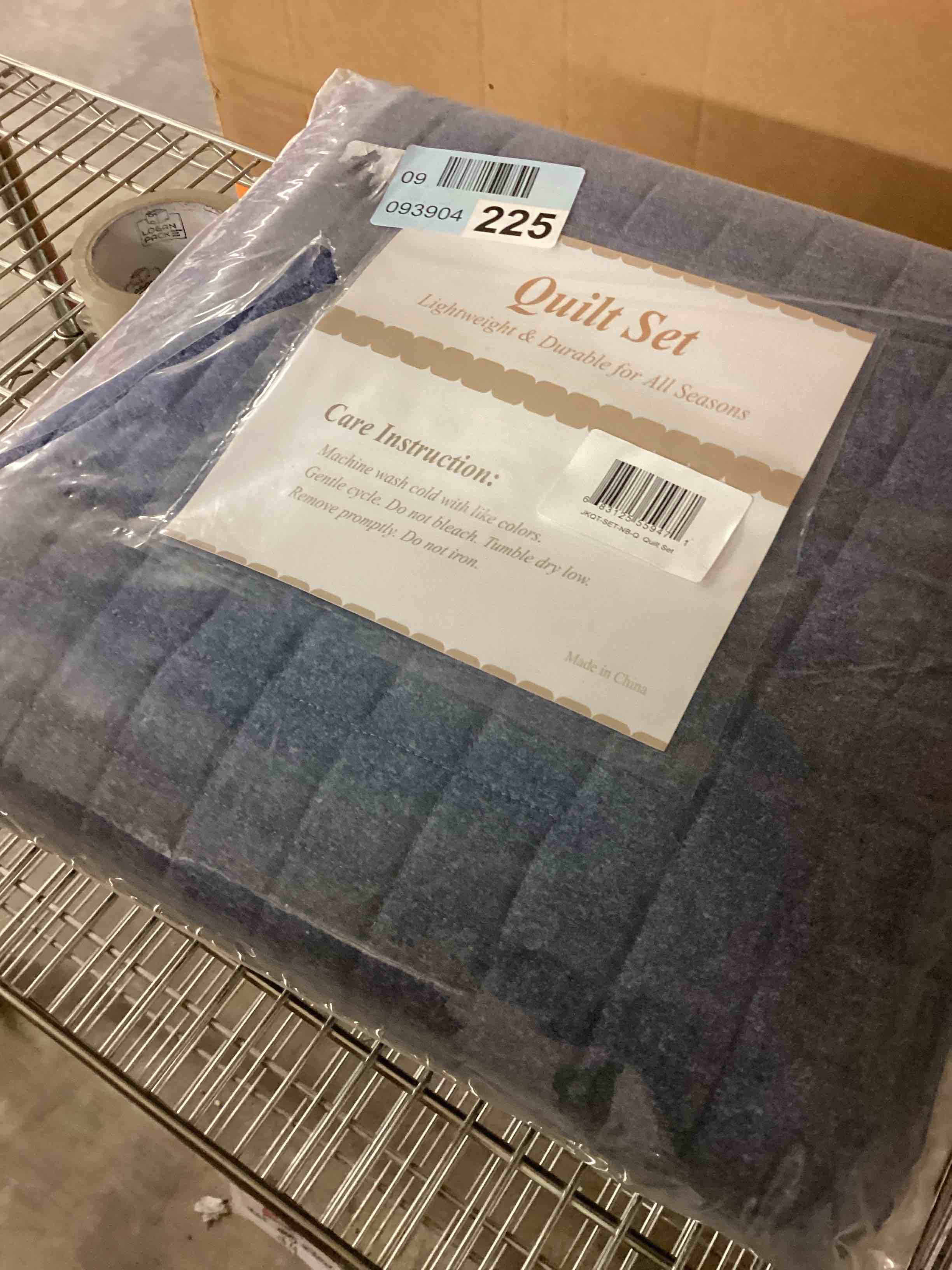 https://s3.amazonaws.com/lotting-images-prod/bidfta/TEA3951340_1788903394969.jpeg