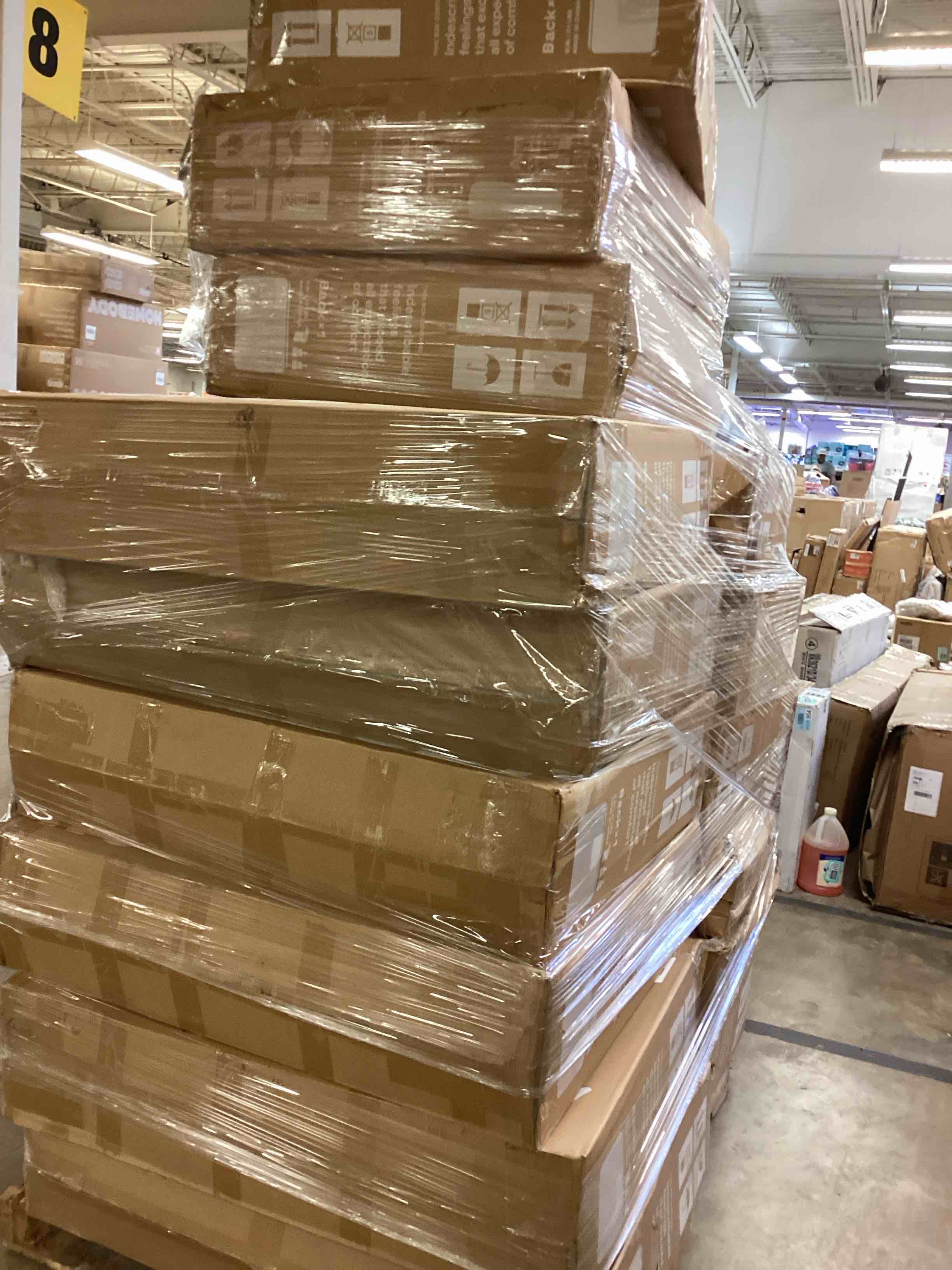 https://s3.amazonaws.com/lotting-images-prod/bidfta/TEA3951843_1789681229492.jpeg