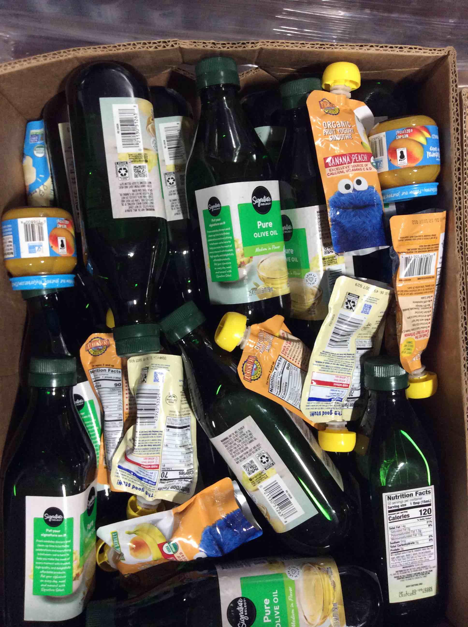 Box lot of assorted food 