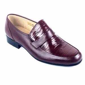 Condition photo showing Good Condition for Veeko Brown Men's Leather Upper And Lining Dress Shoes Style # B502 .