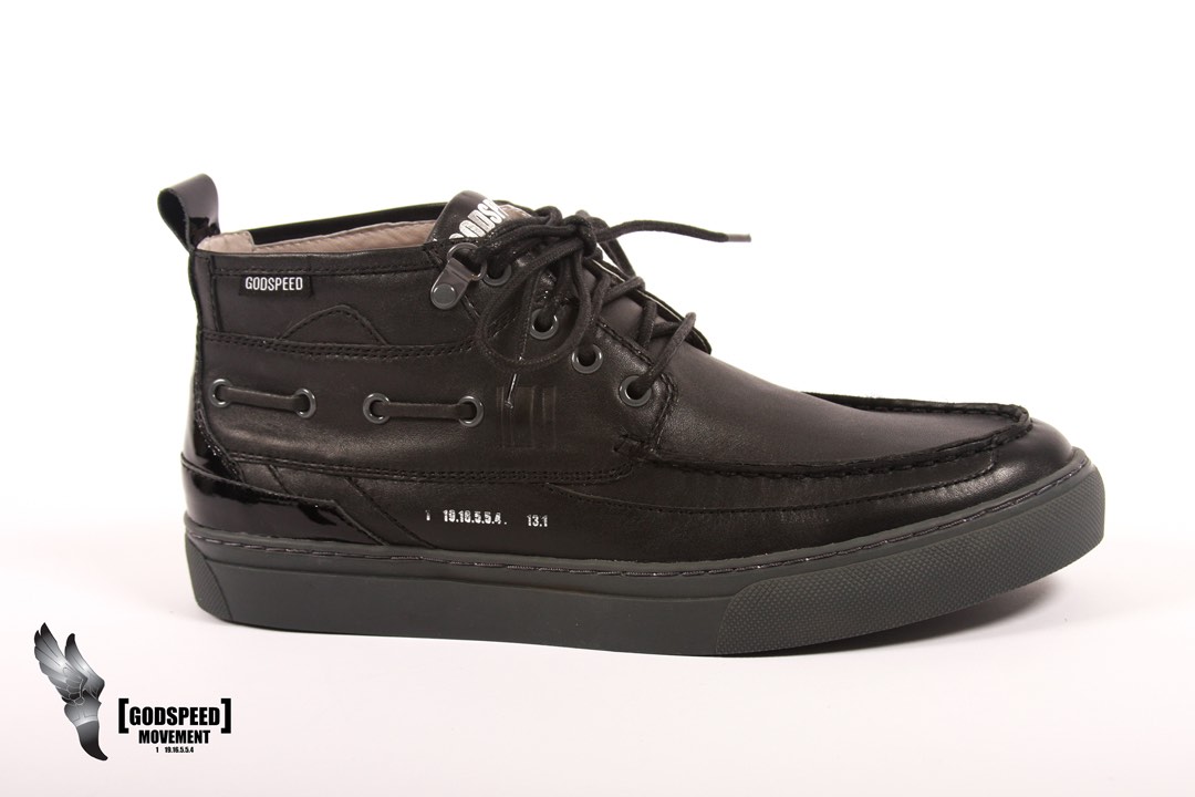 Condition photo showing Good Condition for holiday collection Godspeed movement footwear 