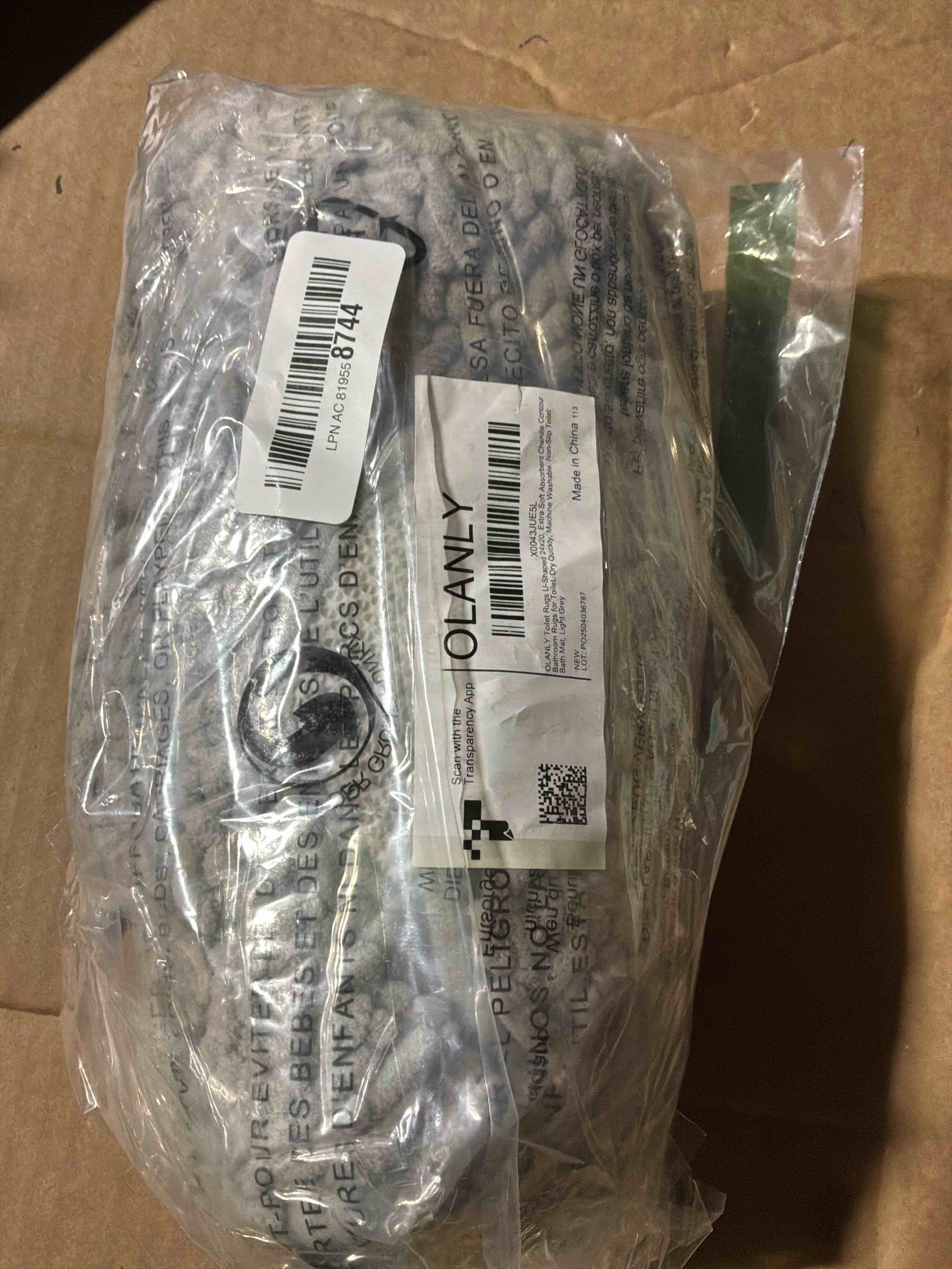 Condition photo showing New/Like New for OLANLY Toilet Rugs U-Shaped 24x20, Extra Soft Absorbent Chenille Contour Bathroom Rugs for Toilet, Dry Quickly, Machine Washable, Non-Slip Bath Mat, Light Grey 24" x 20" Contour Rug Light Grey