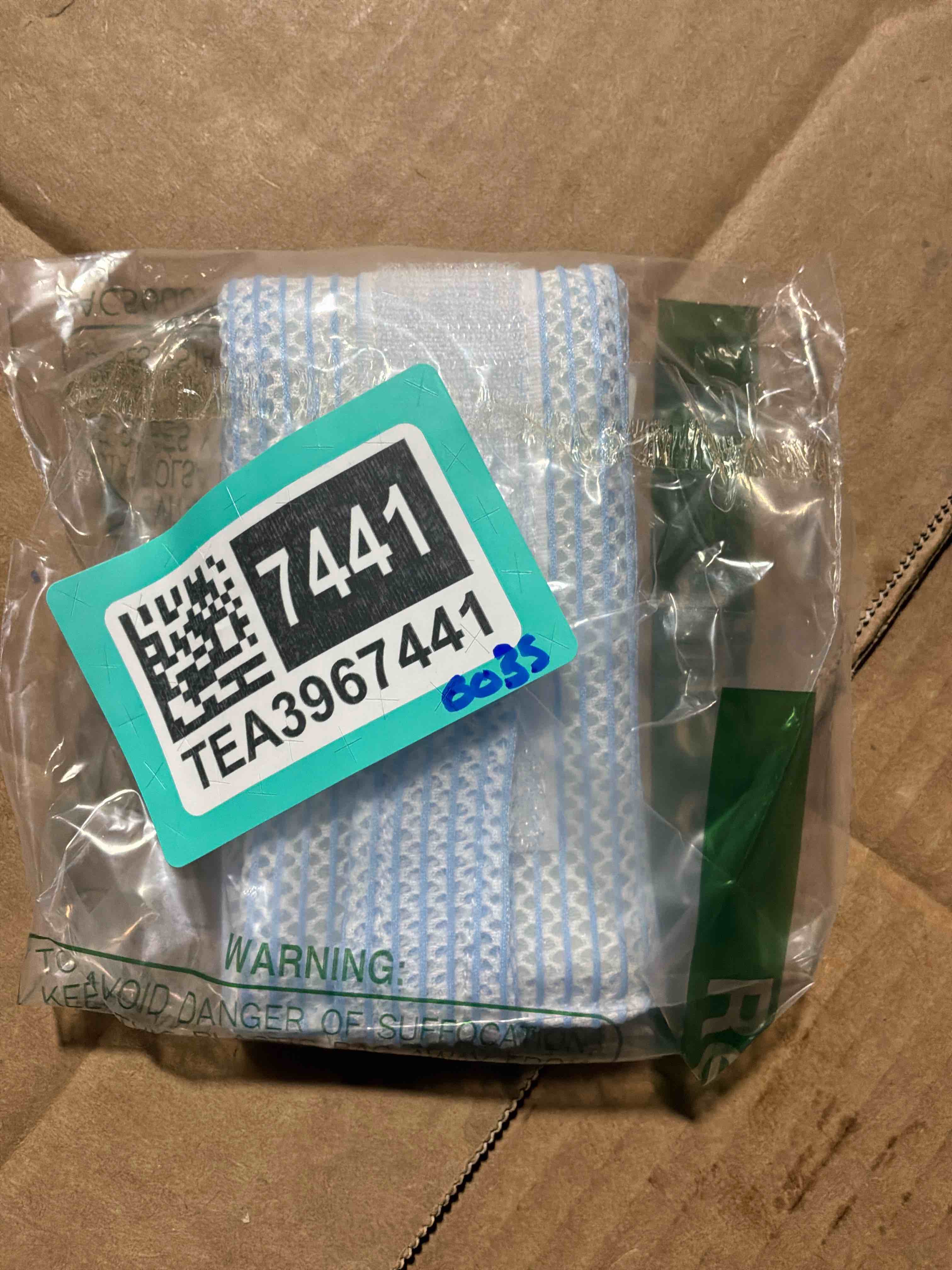 Cat Neck Brace, Washable Waterproof Wound Protective Brace, Cat Cone Collar, Adjustable Pet Collar with Comfortable Fit, Indoor Outdoor Pet Recovery Accessory, for Small Medium Kittens Use