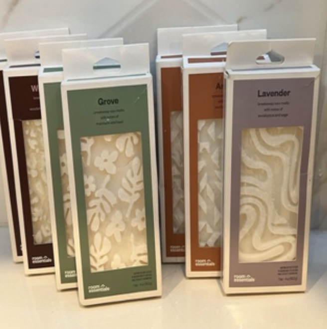 breakaway wax melts, room essentials ( x2 lavender, x1 grove) set of 3