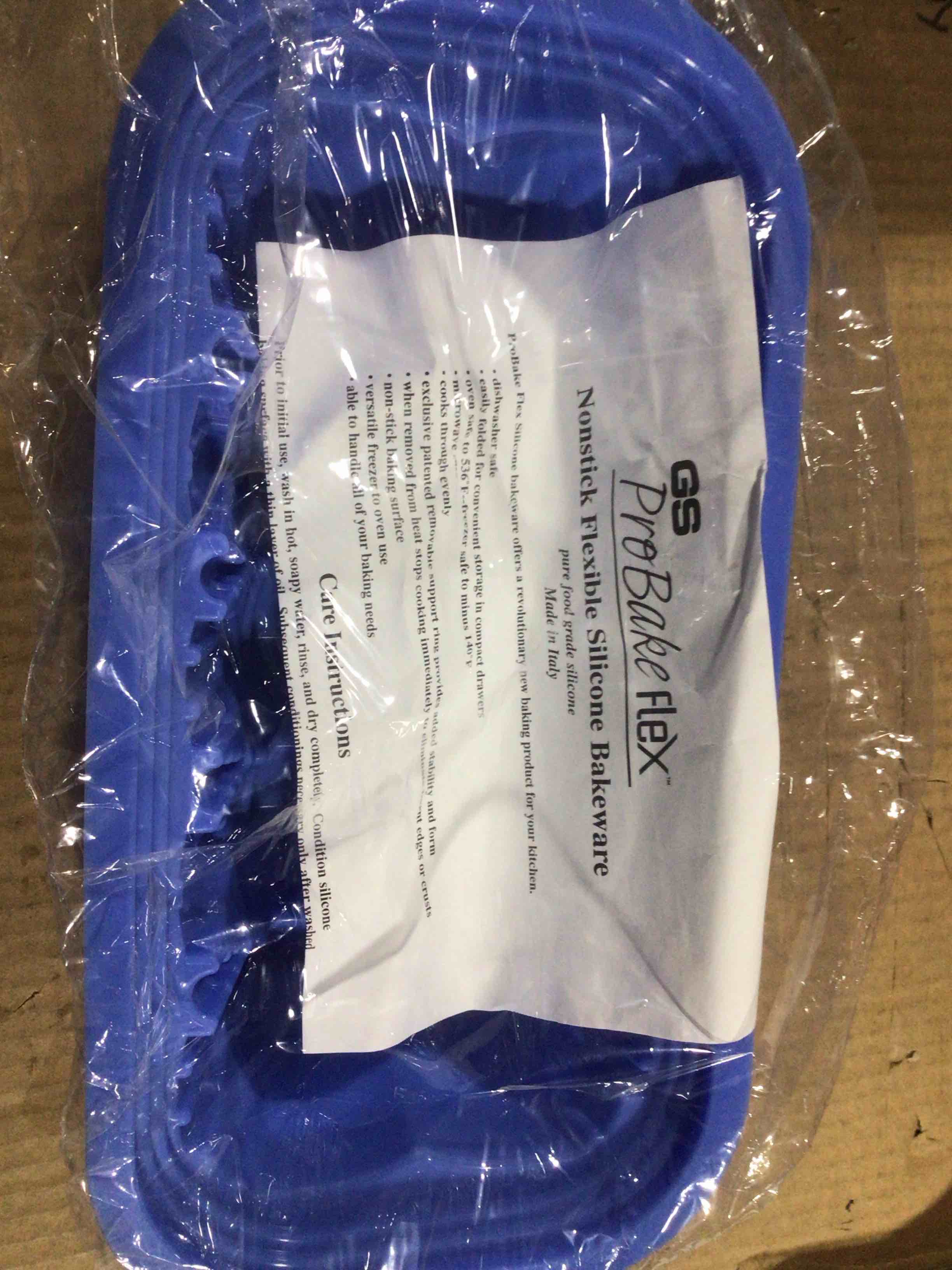 Condition photo showing New/Like New for probake flex, nonstick, flexible silicone bakeware 