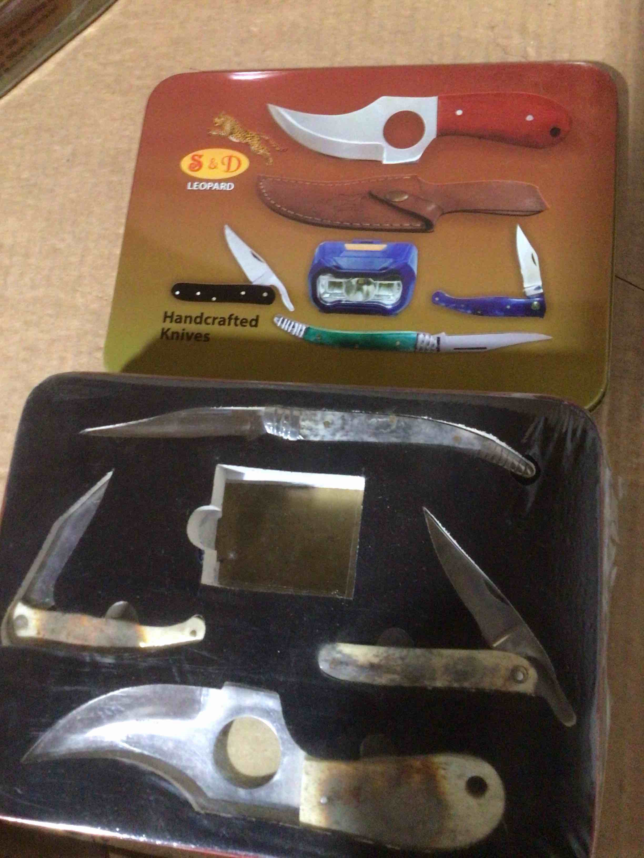 Condition photo showing New/Like New for S&D LEOPARD HAND CRAFTED KNIVES 