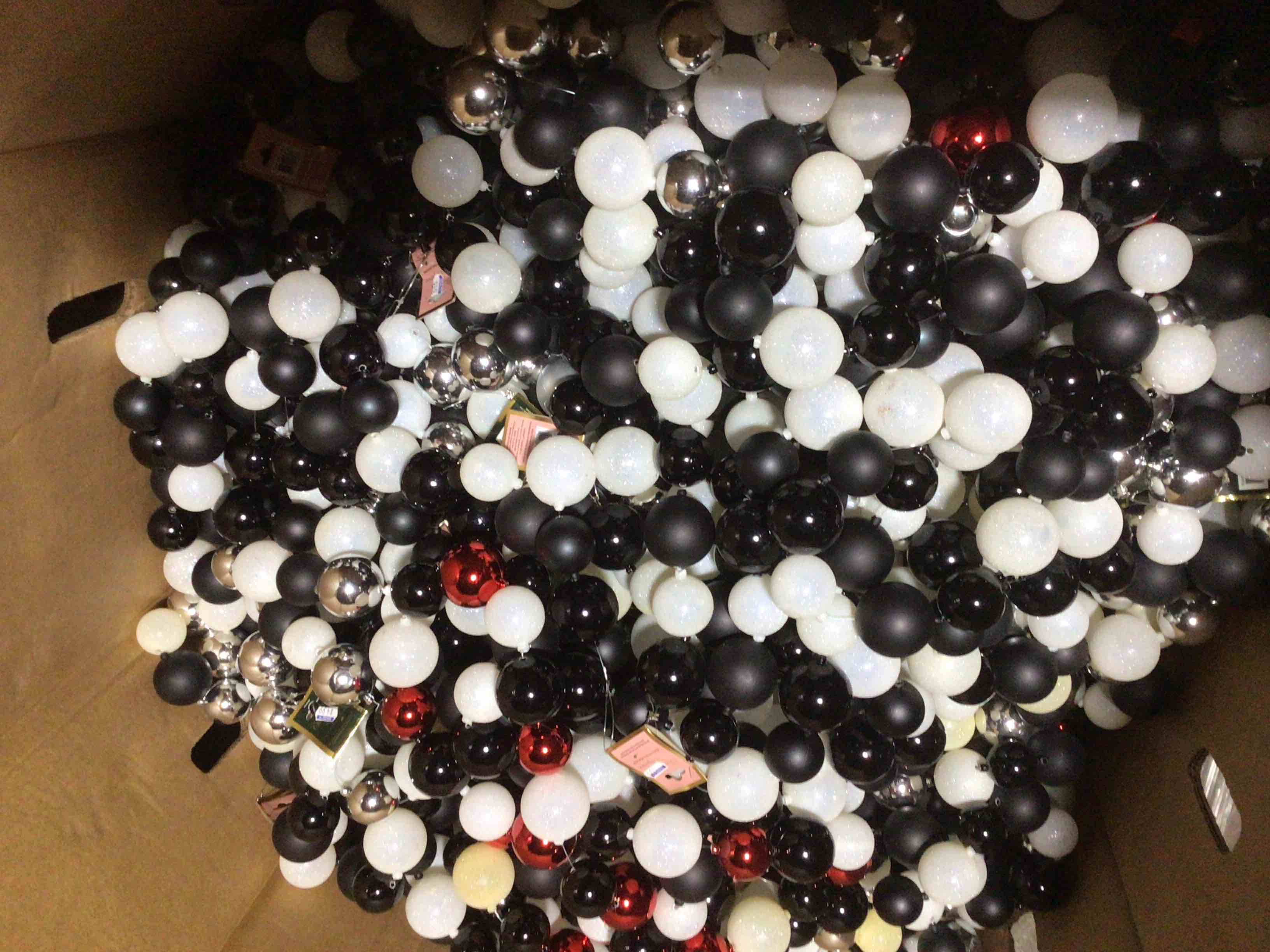 Condition photo showing New/Like New for black and white Christmas ornaments full box