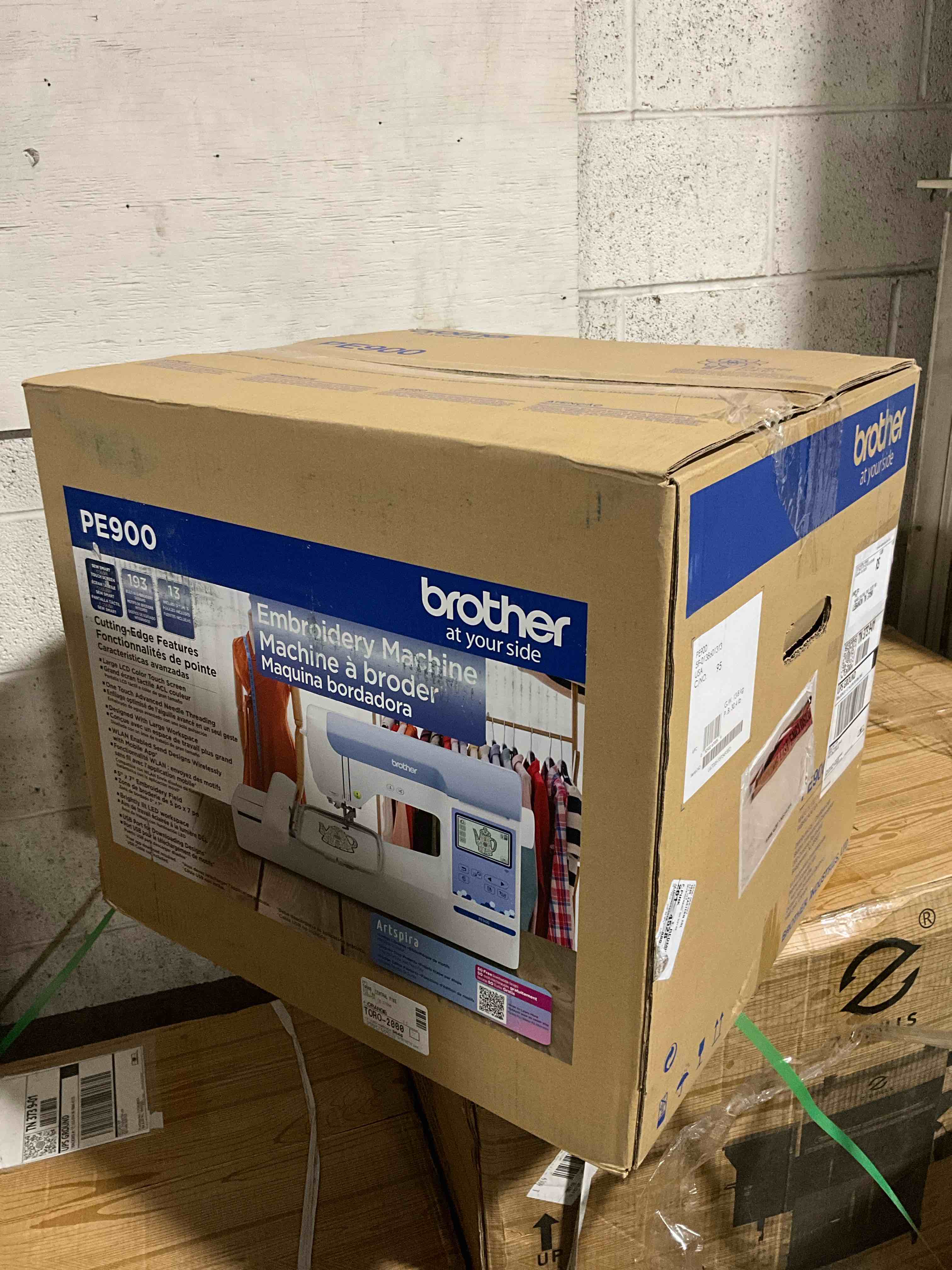 Condition photo showing New/Like New for Brother - Computerized Embroidery Machine