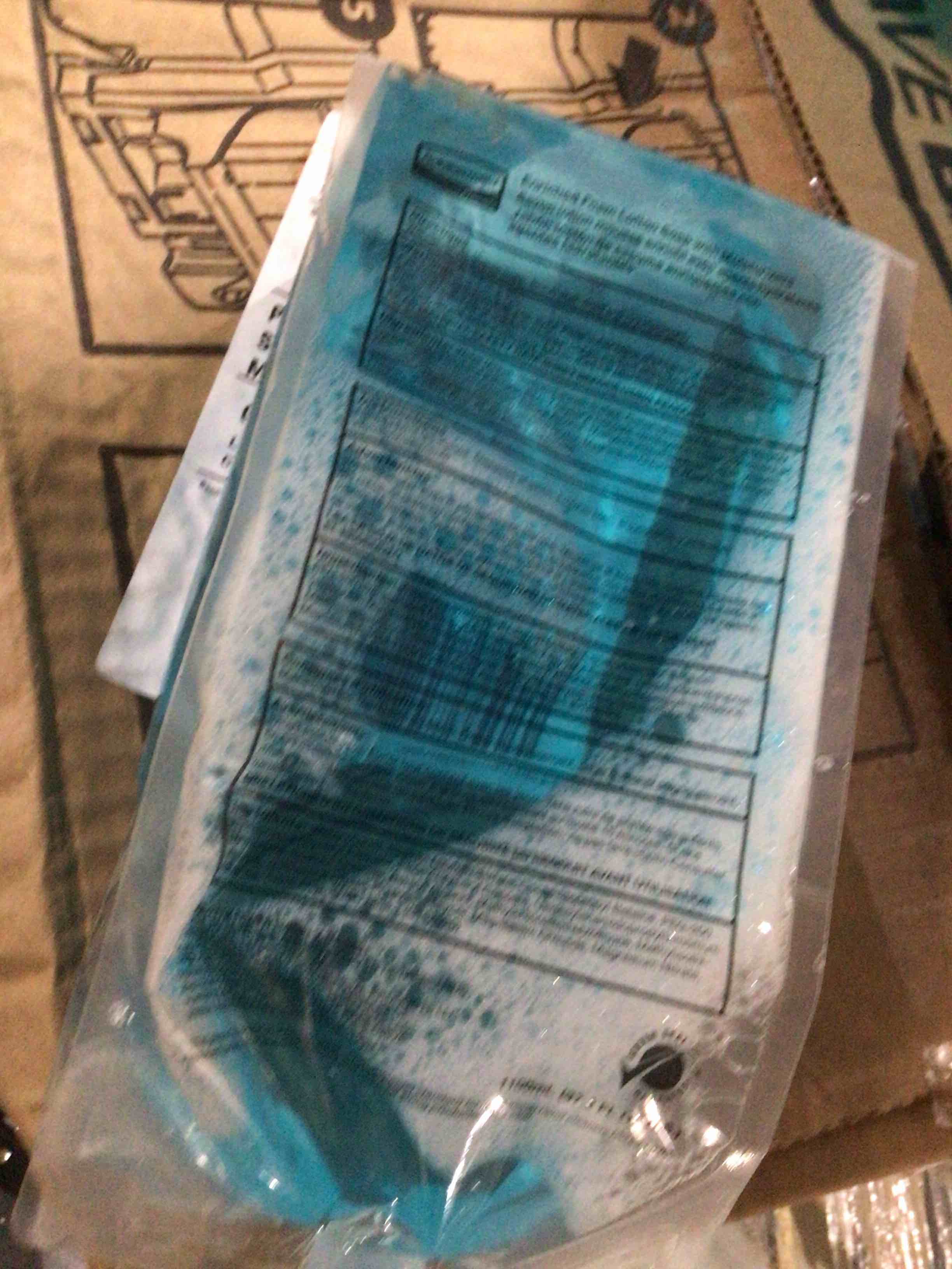 Condition photo showing New/Like New for Enriched foam lotion hand soap moisturizer RUBBERMAID