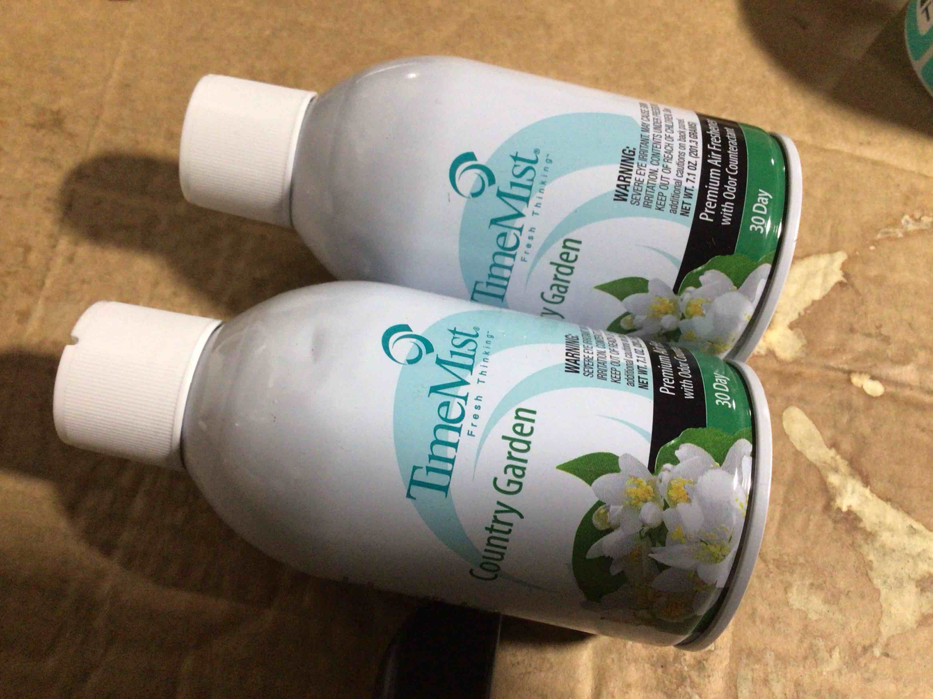 Condition photo showing New/Like New for time mist country garden, 30 day lasting 2pack 