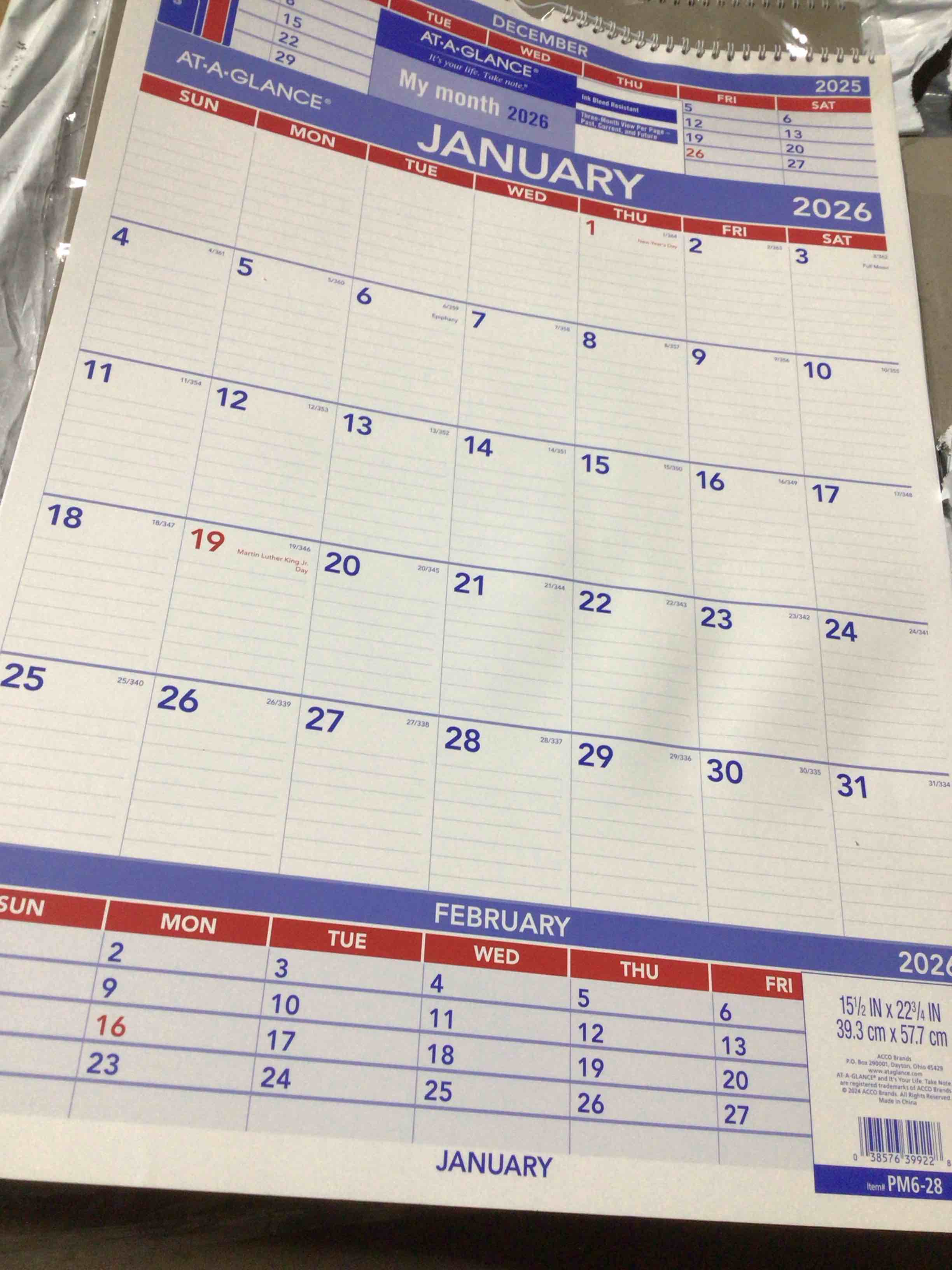 Condition photo showing New/Like New for wall calendar 2026 