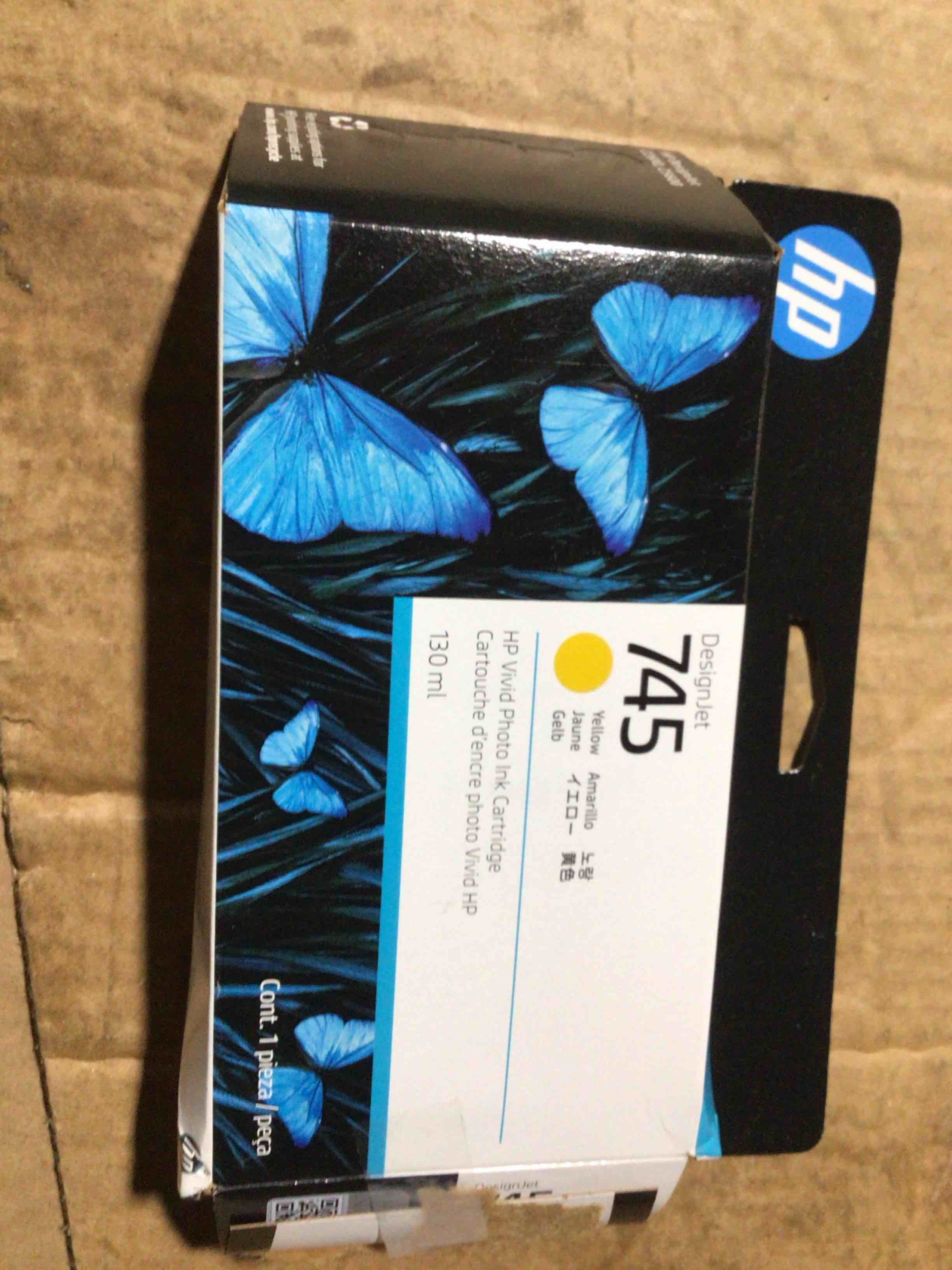 Condition photo showing New/Like New for 745 design jet YELLOW HP vivid photo ink cartridge 130 ml 