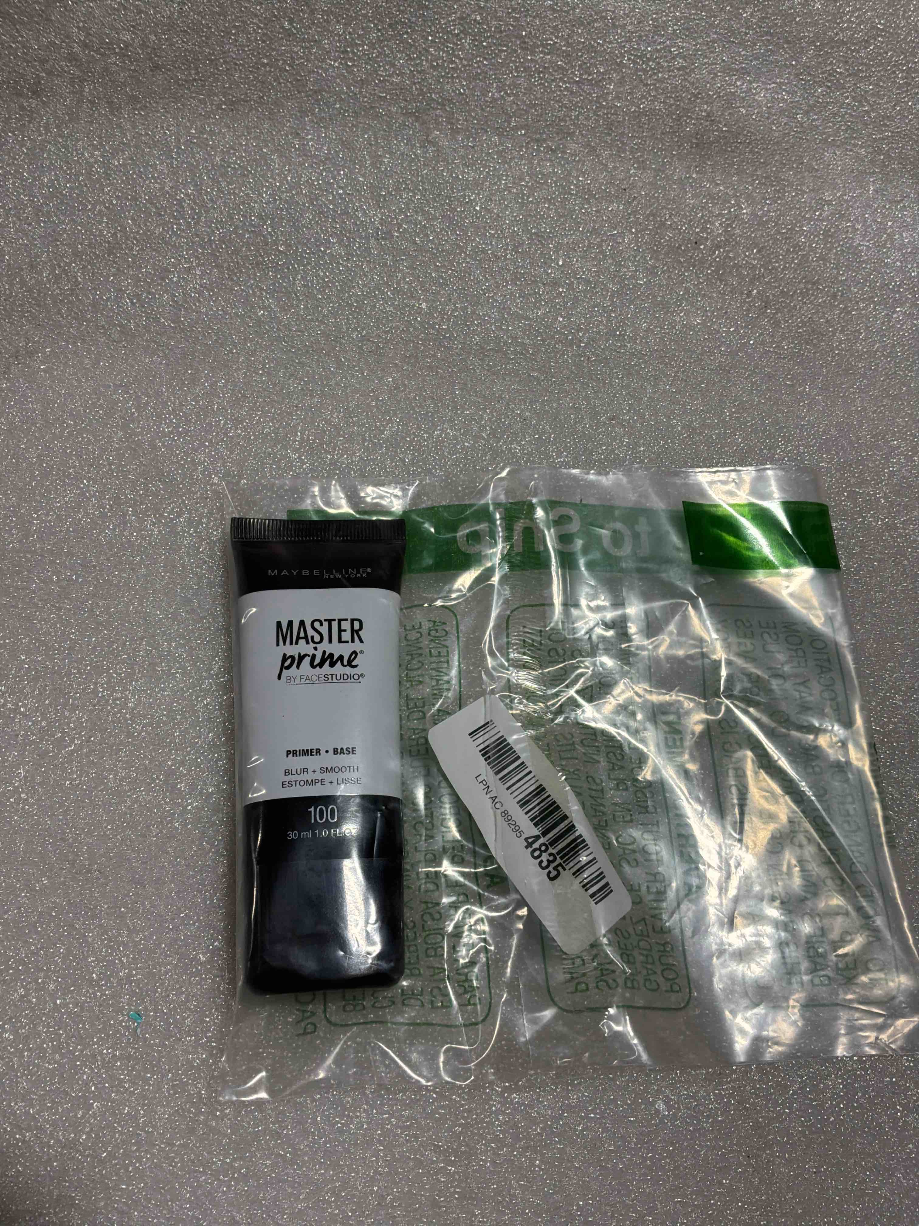 Condition photo showing New/Like New for Maybelline Face Studio Master Prime Face Primer Makeup Base, Blur + Smooth, 1 Count 1 Fl Oz (Pack of 1)