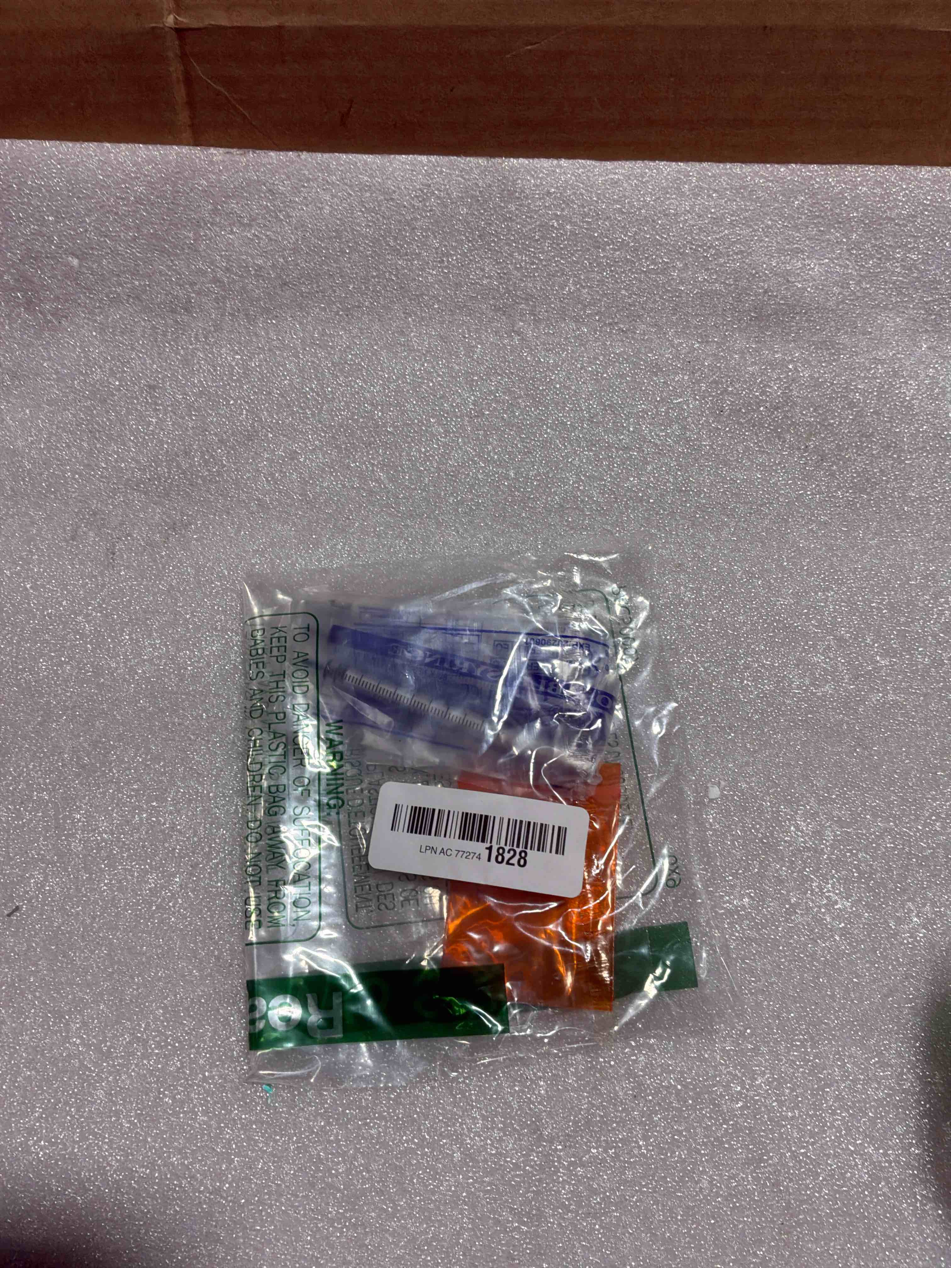 Condition photo showing New/Like New for 1ml Syringe for Liquid, Oral, Scientific Labs, Measurement, Dispensing, with Cap- 3 Pack 1ml Syringes 1 ml 3.0