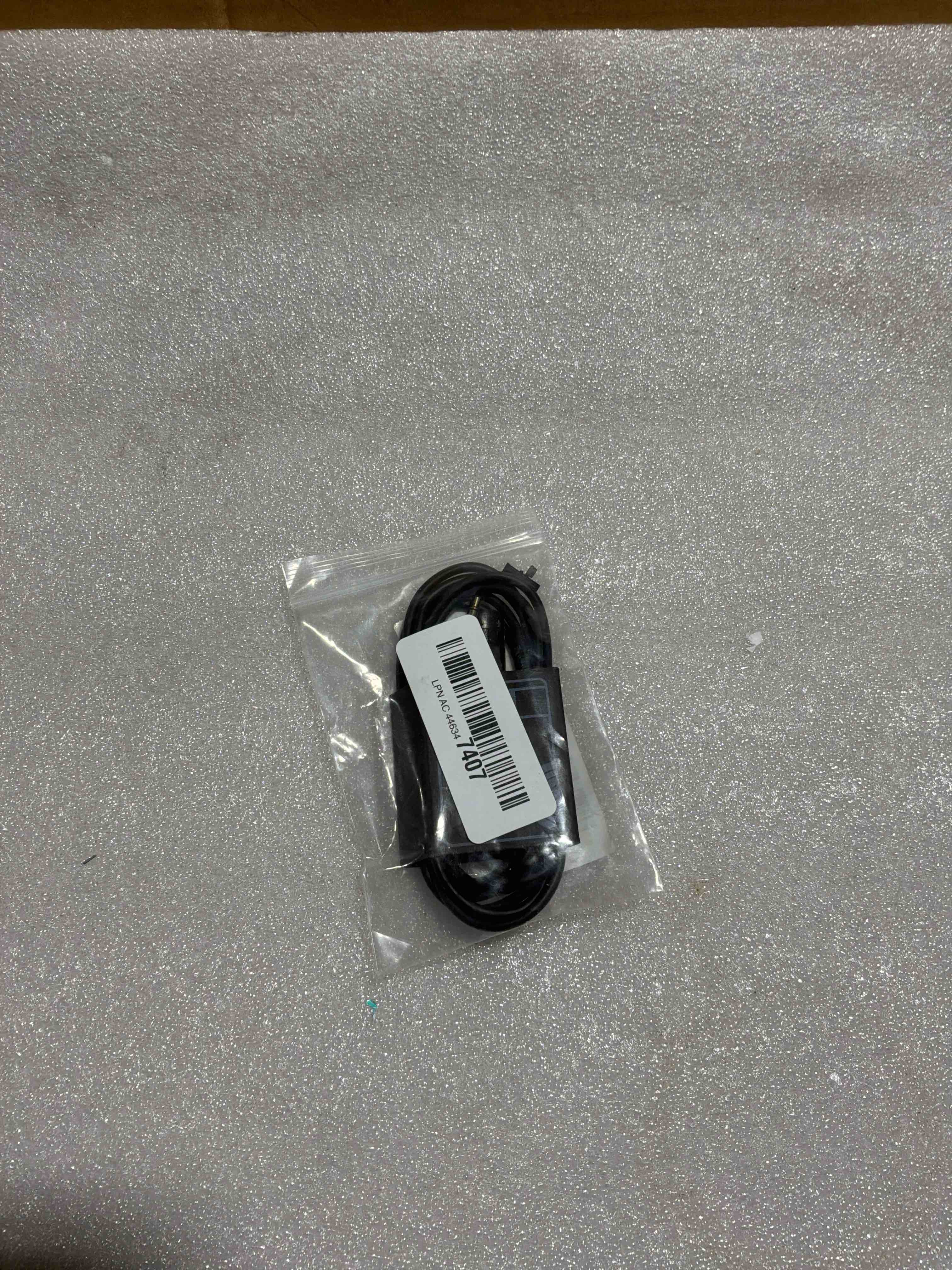 Condition photo showing New/Like New for cipher replacement audio cable cord wire, compatible with beats headphones studio solo pro detox mixr executive pill with in line mic and control (black)