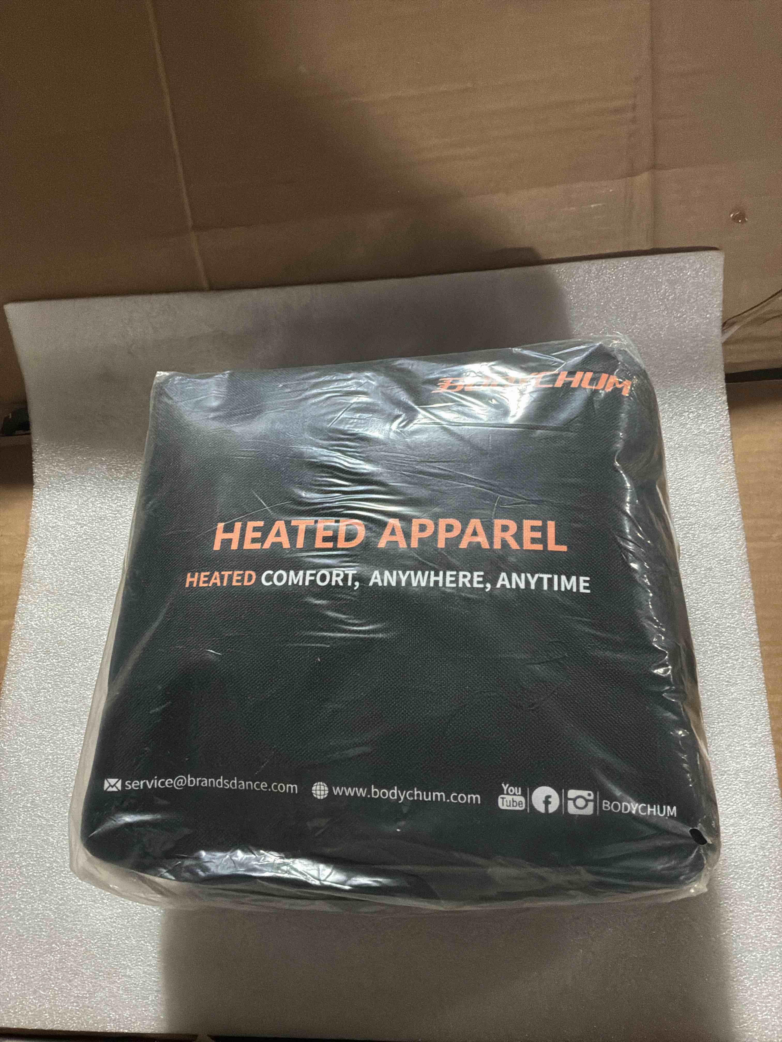Condition photo showing New/Like New for Saisze Heated Vest Hiking Fishing Hunting ( Size XXL )