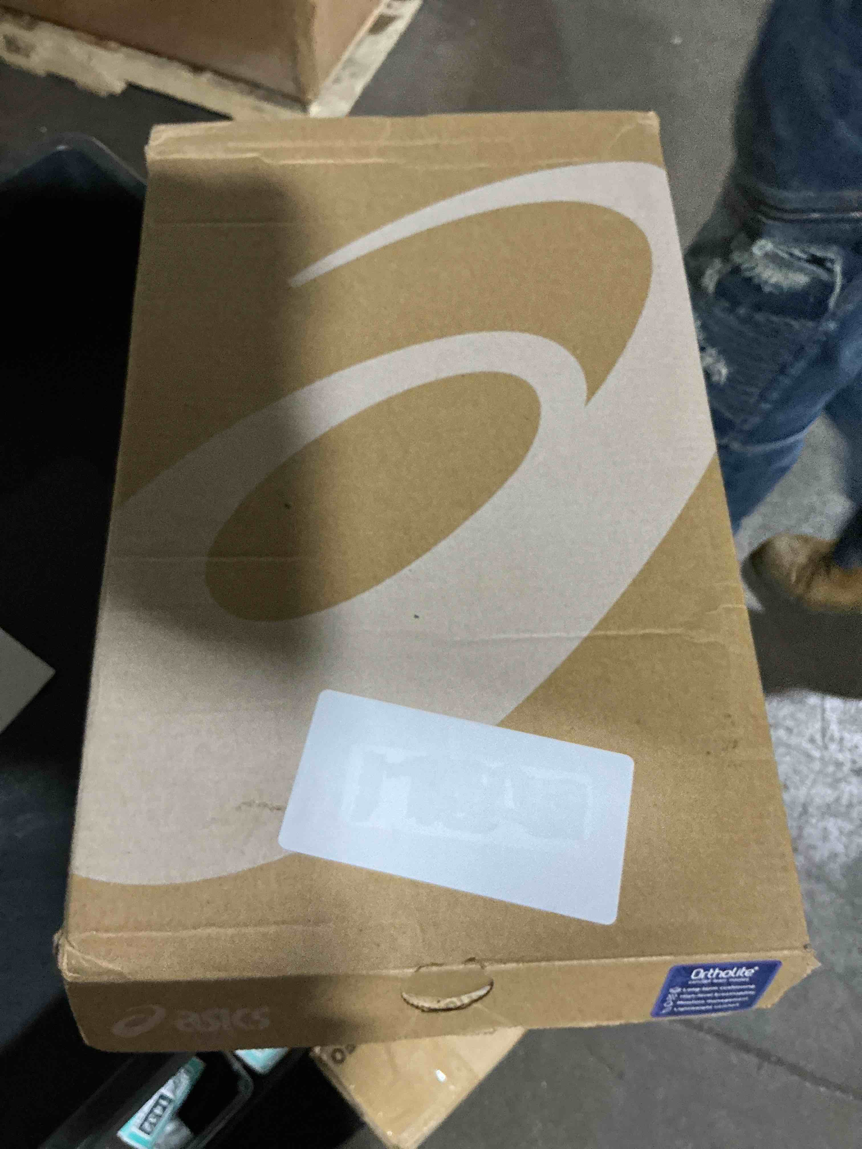 Condition photo showing Good Condition for ASICS Male Adult Men 11 1201A476-113 White/Spice Latte