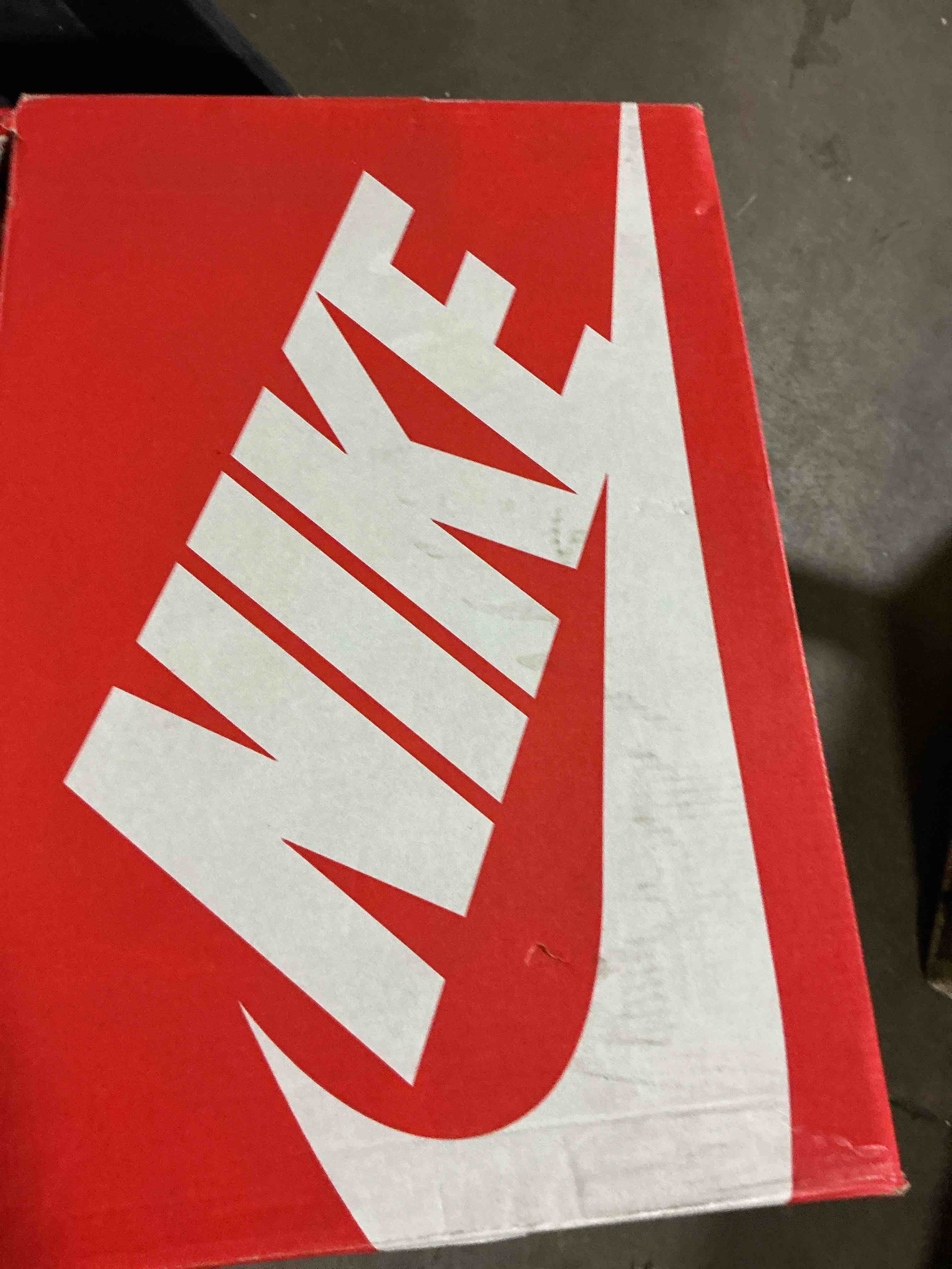 Condition photo showing Good Condition for Nike Men's Air Max 1 Shoes