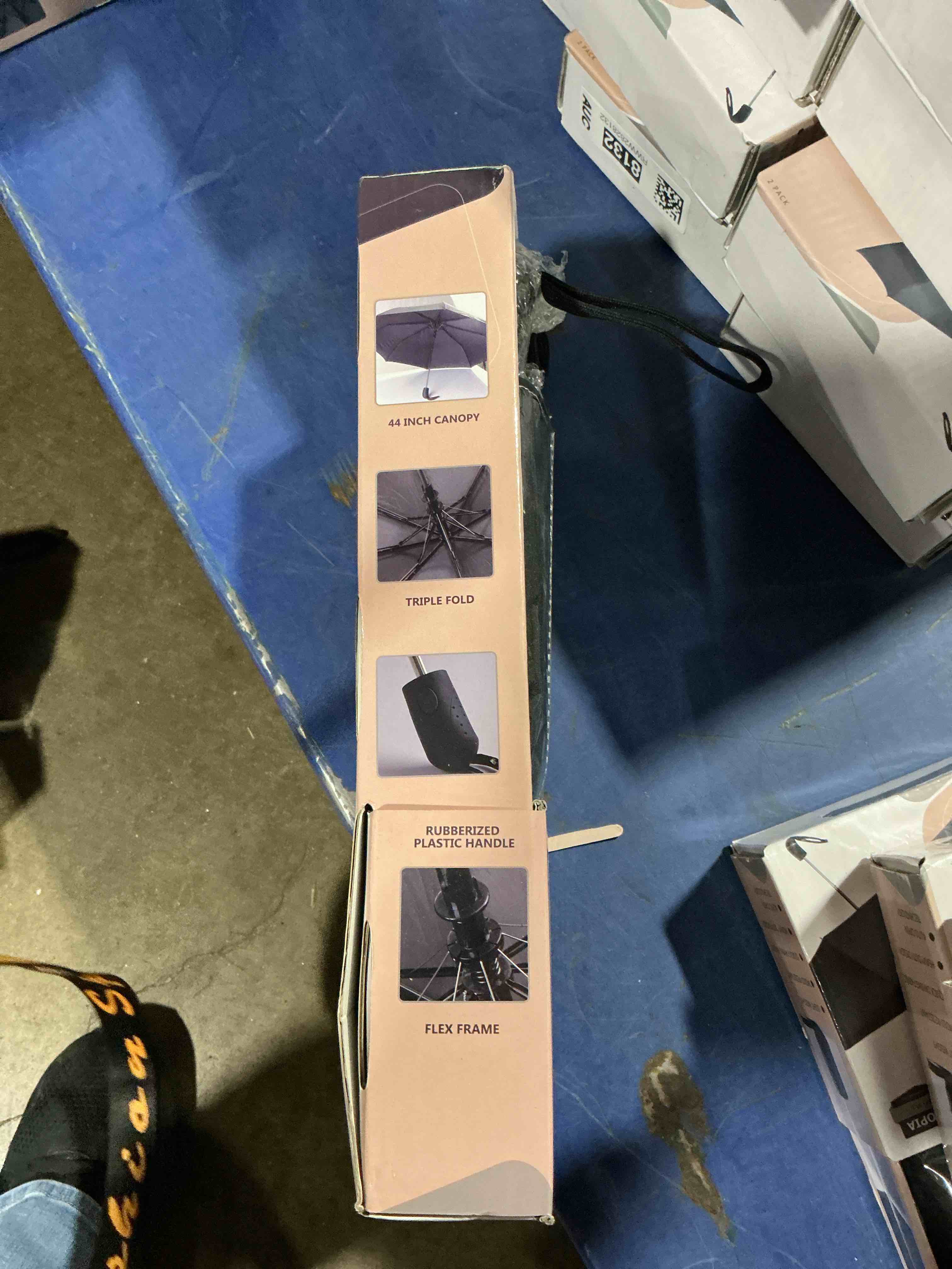 Condition photo showing Good Condition for Utopia 2pk Travel Compact Windproof Umbrella 
