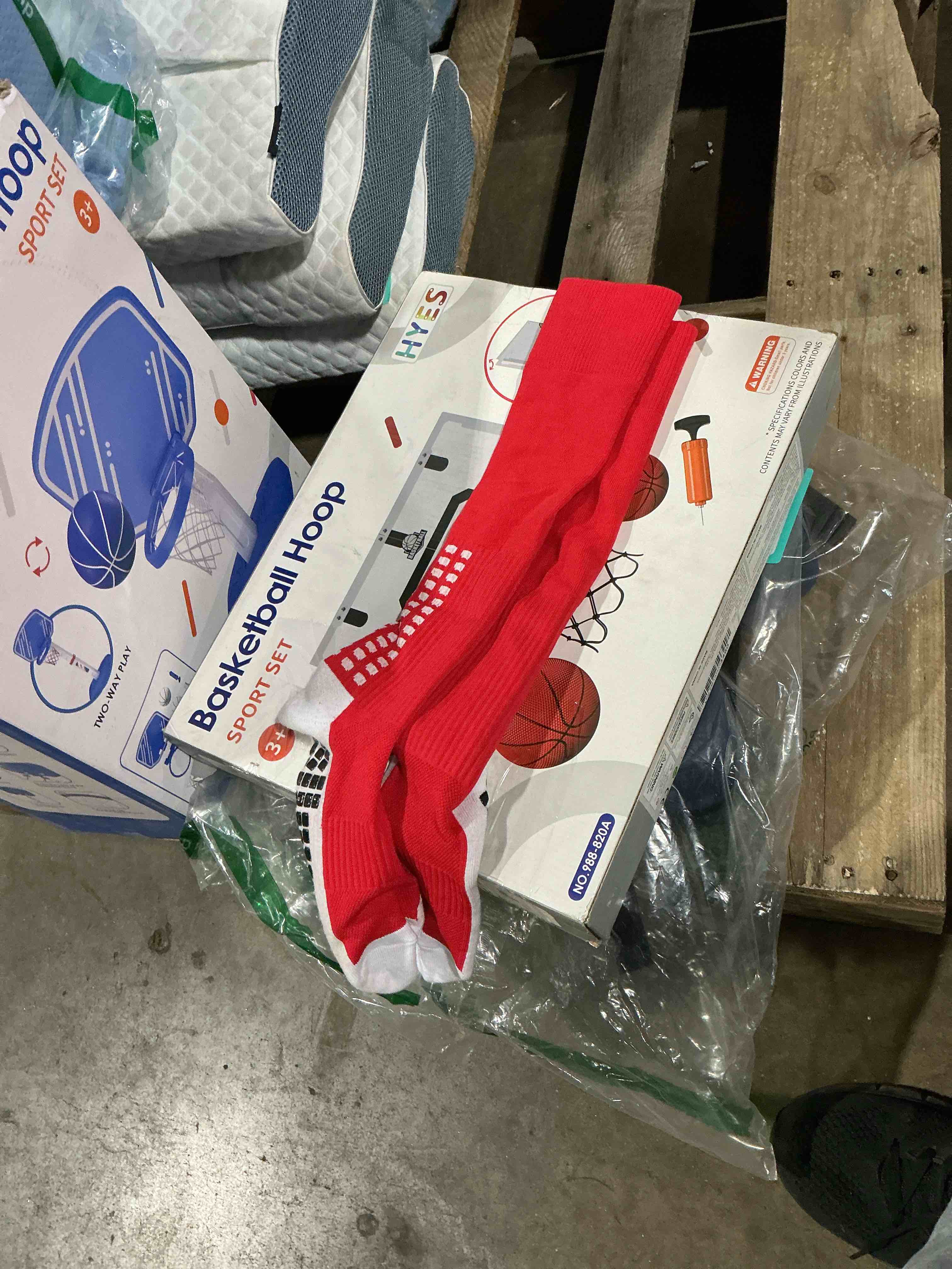Condition photo showing Good Condition for (Similar to ) Non-Slip Grip Soccer Socks for Men & Women, Knee High Sports Long Socks Athletic Soccer Football Socks Red