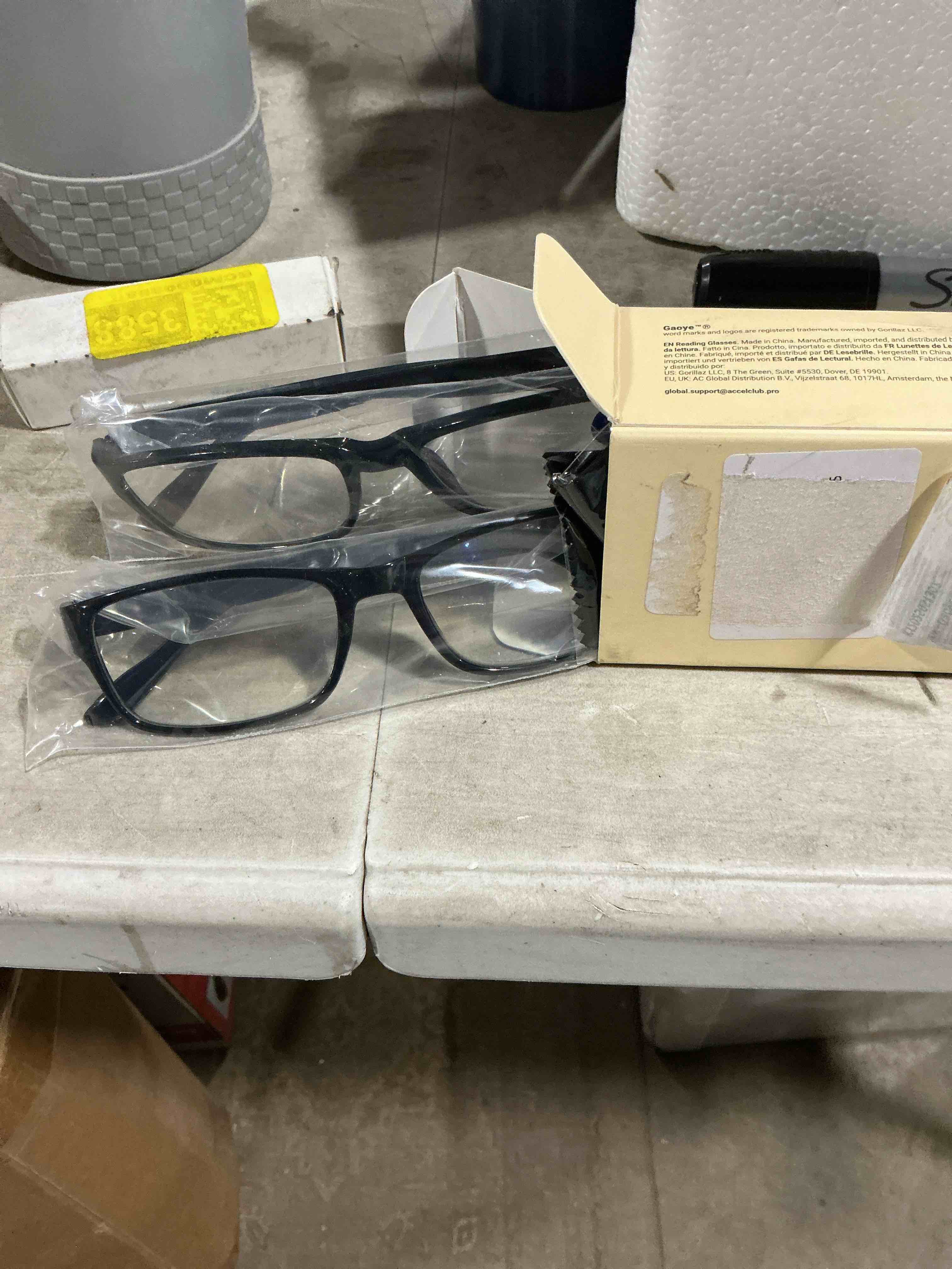 Gaoye 2-Pack of Reading Glasses +2.25 - Blue-Light Filter, UV Protection - Readers with Rectangle Frames Black 2.25 x