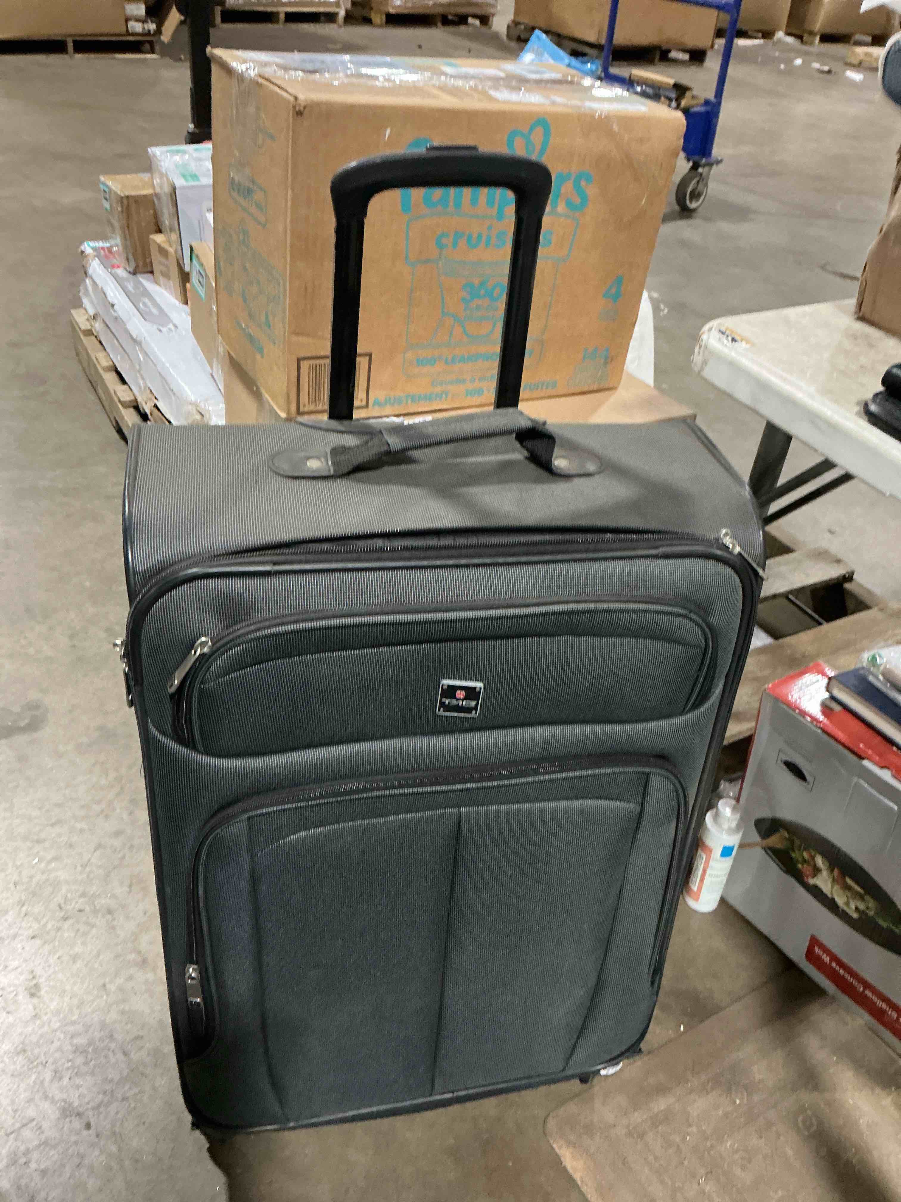 (similar to) swissgear sion softside expandable luggage – carry-on suitcase with 360 degree wheels & retractable handle – 21 inch, perfect for 1-3 night trips – black carry-on 21-inch black