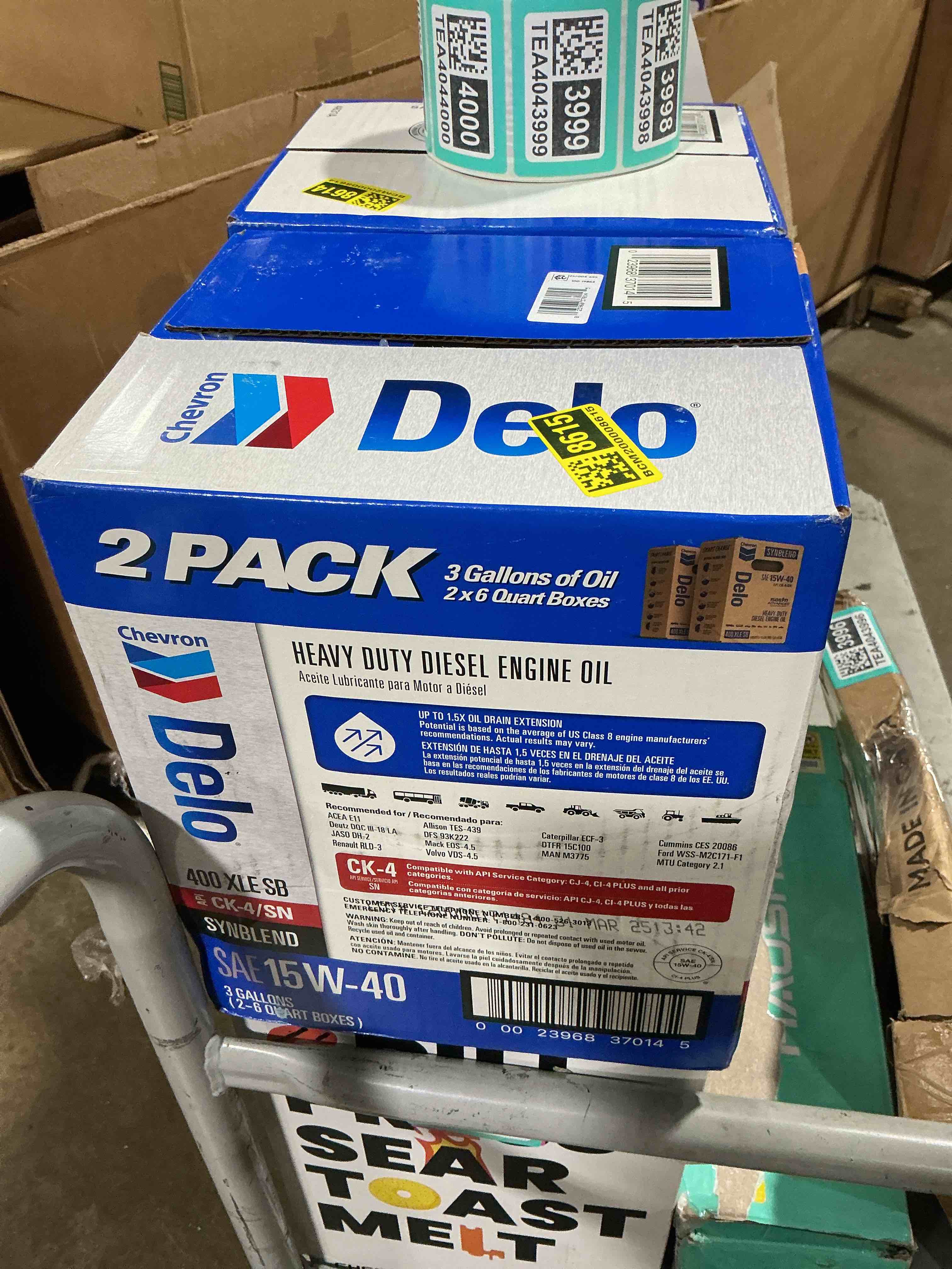 delo xle sb synthetic blend diesel motor oil sae 15w-40 3 gallon smart change