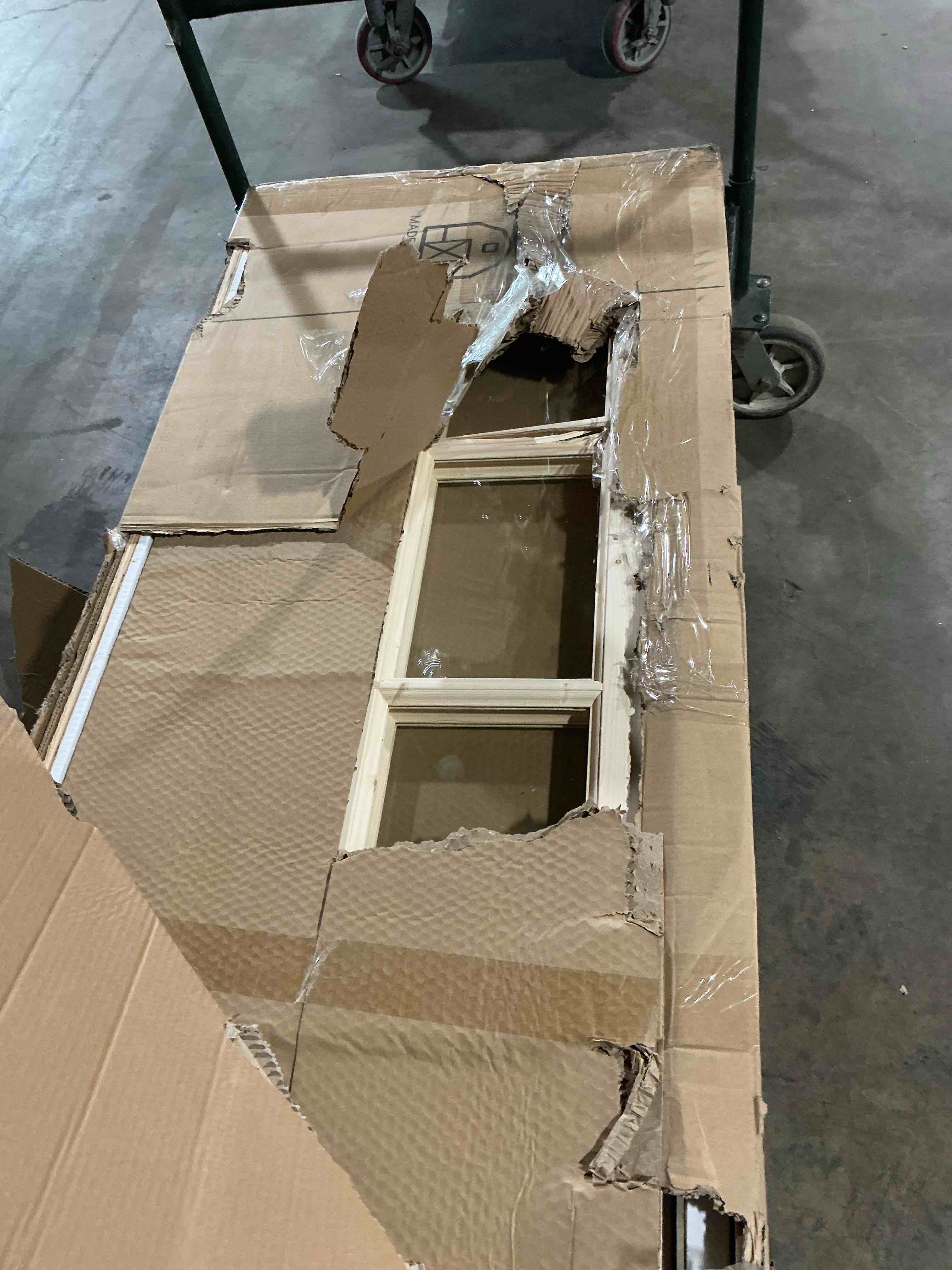 https://s3.amazonaws.com/lotting-images-prod/bidfta/TEA4044126_1777992556968.jpeg
