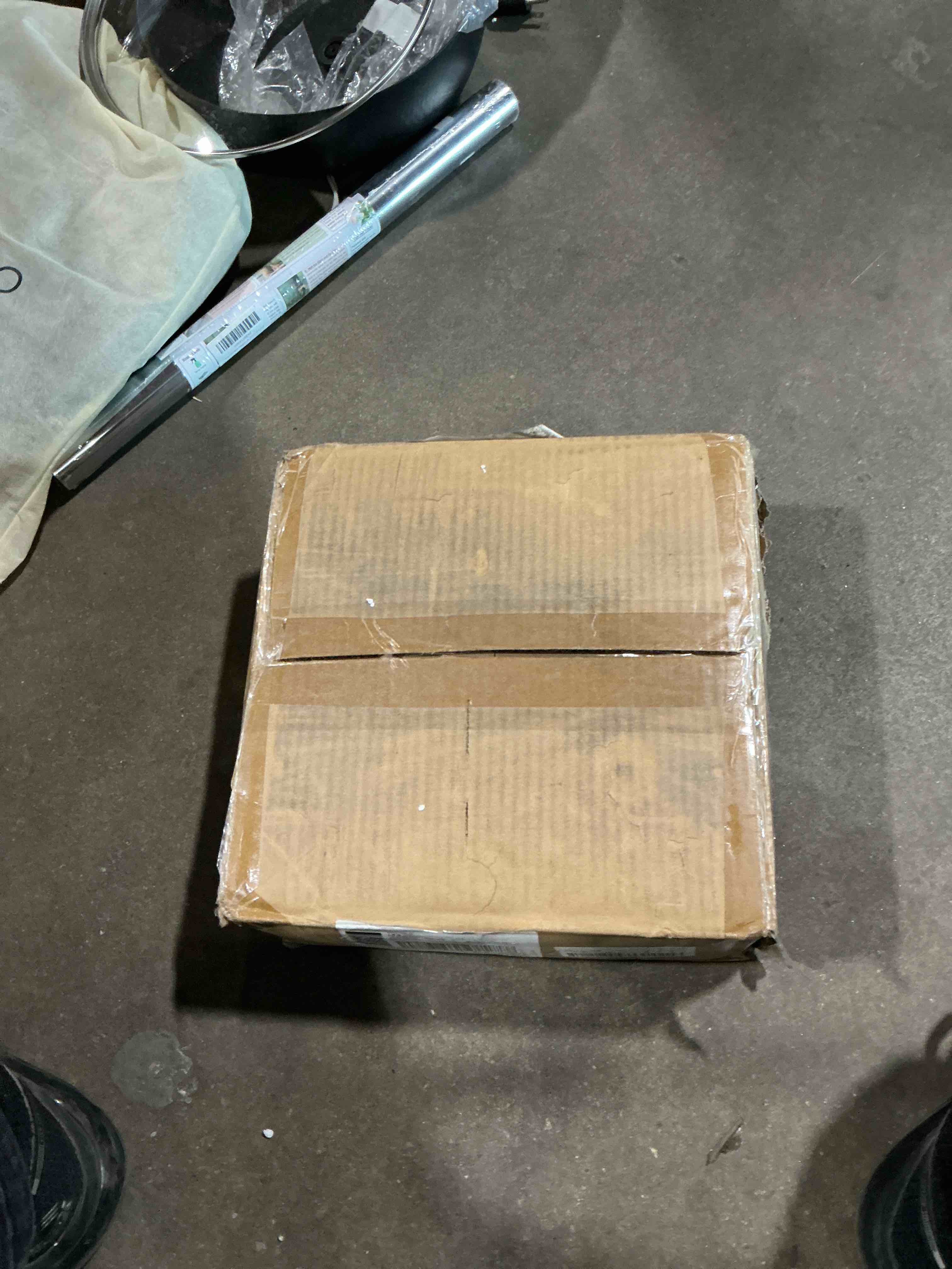 https://s3.amazonaws.com/lotting-images-prod/bidfta/TEA4044335_1778591161073.jpeg
