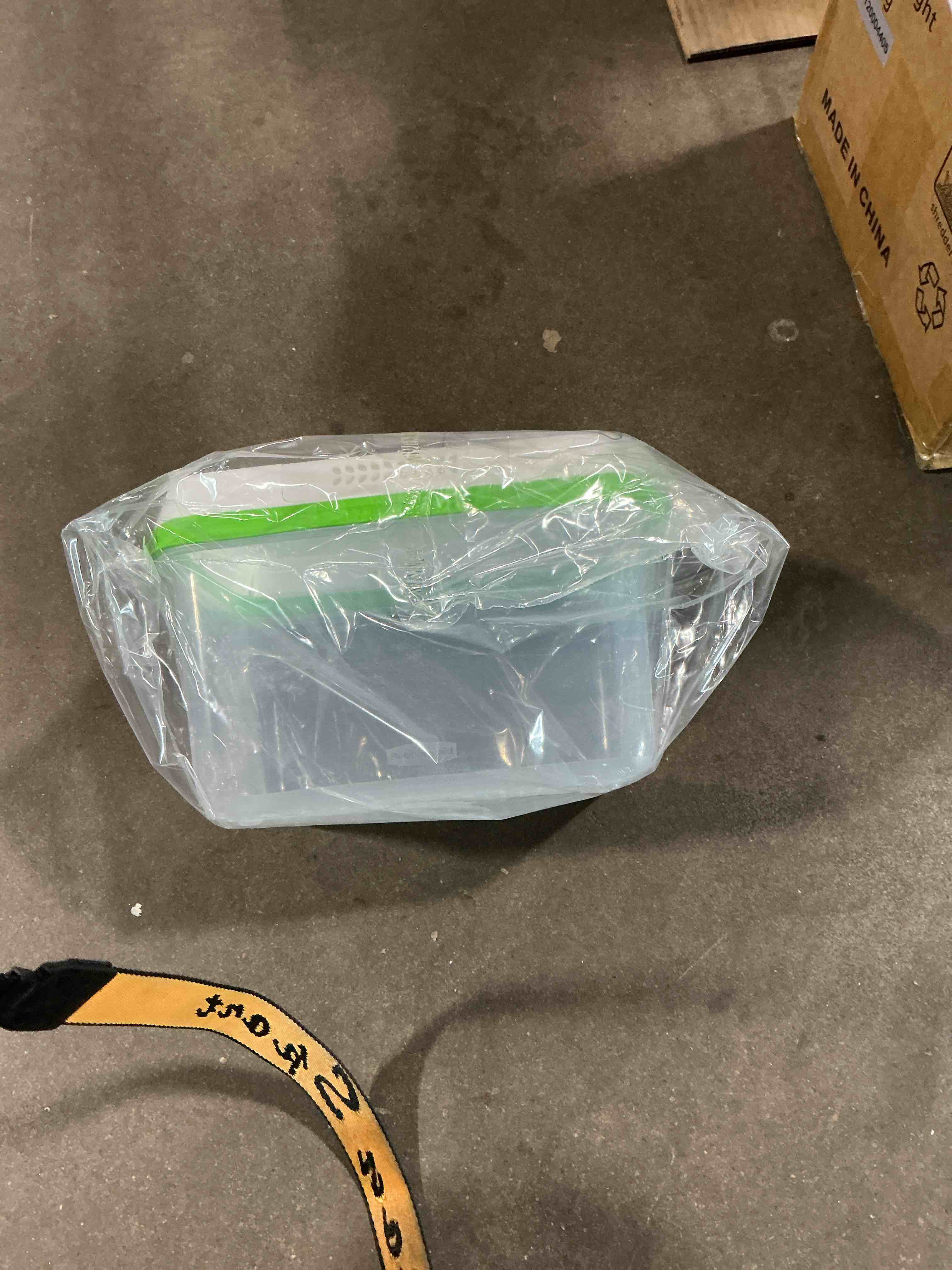 rubbermaid freshworks produce saver, large produce storage containers,