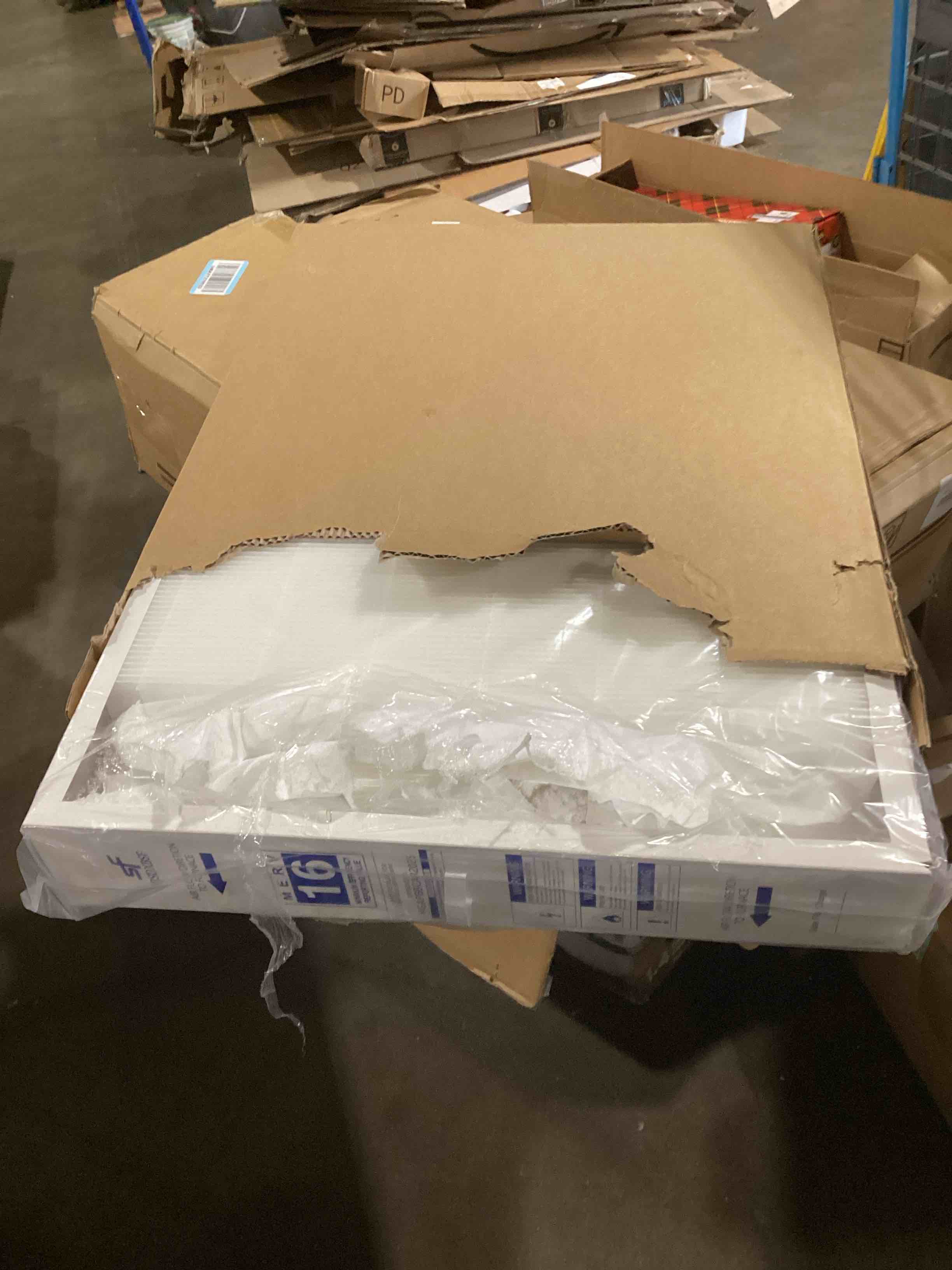 https://s3.amazonaws.com/lotting-images-prod/bidfta/TEA4044783_1779826687727.jpeg