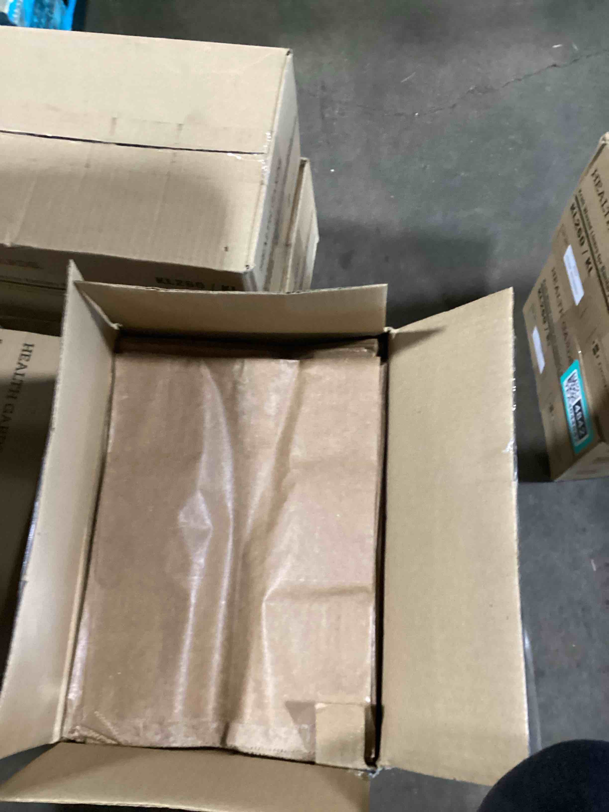 liner, wax kraft paper for sanitary receptacle, 500