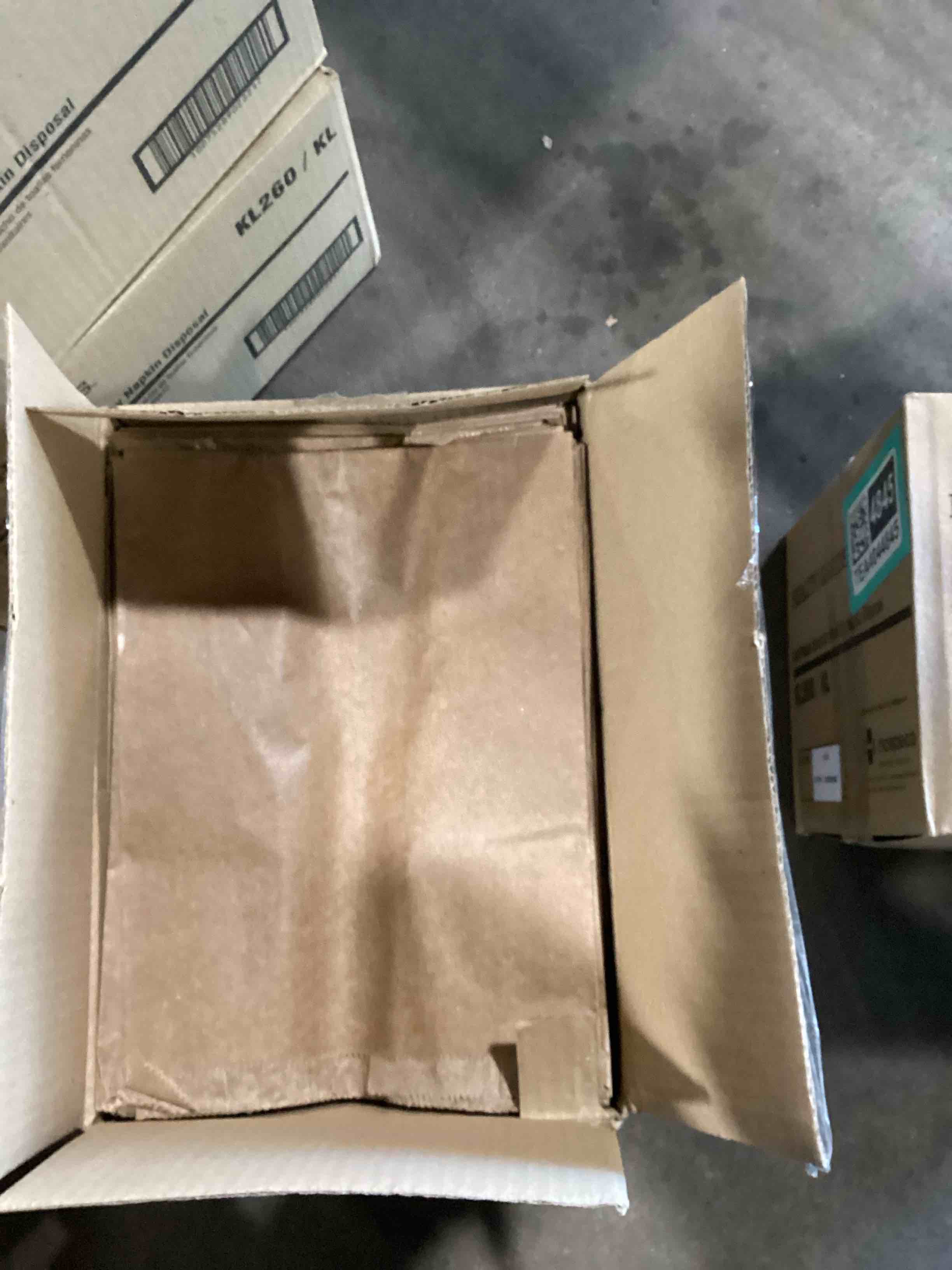liner, wax kraft paper for sanitary receptacle, 500
