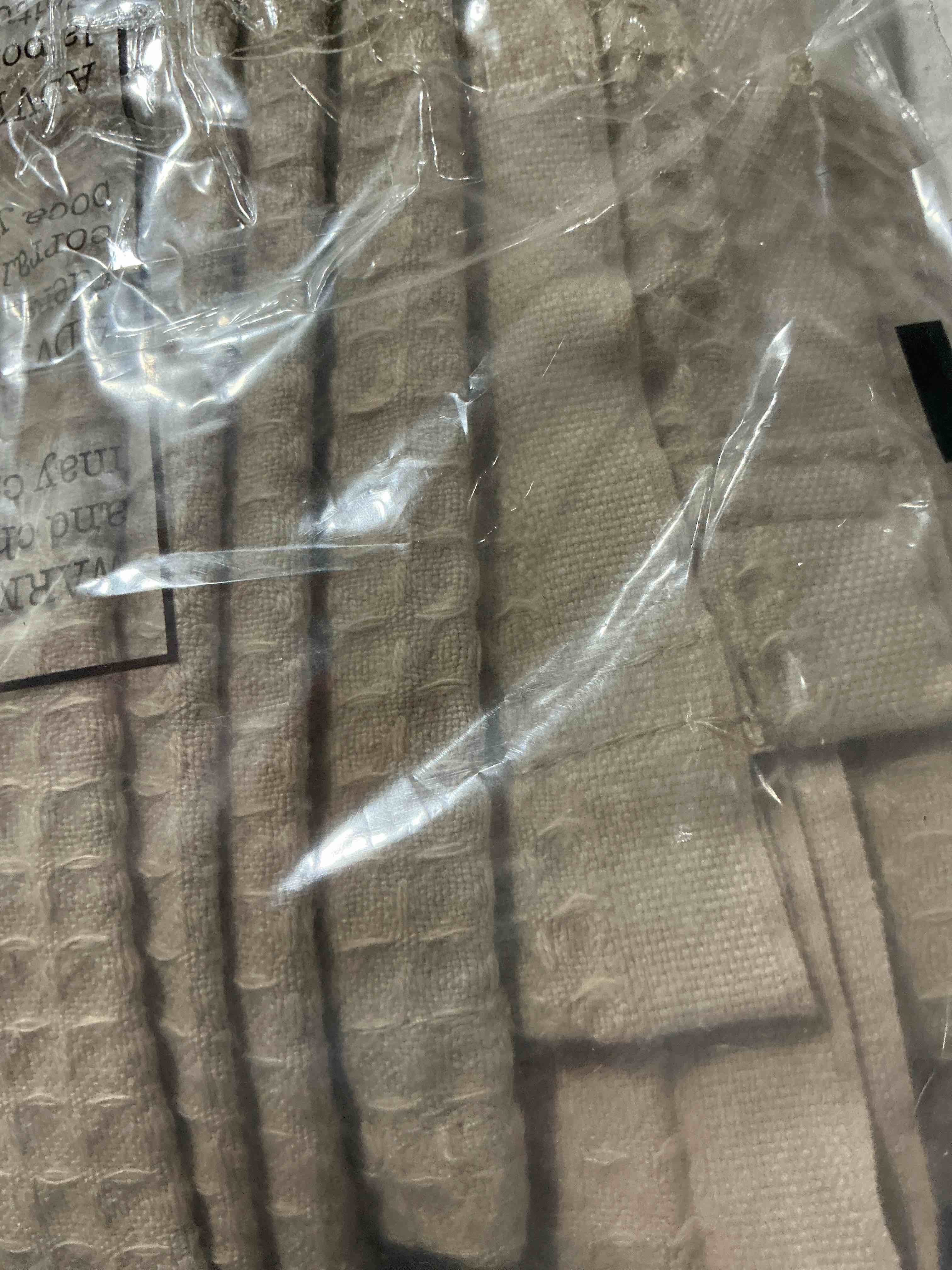Condition photo showing Good Condition for tan waffle blanket