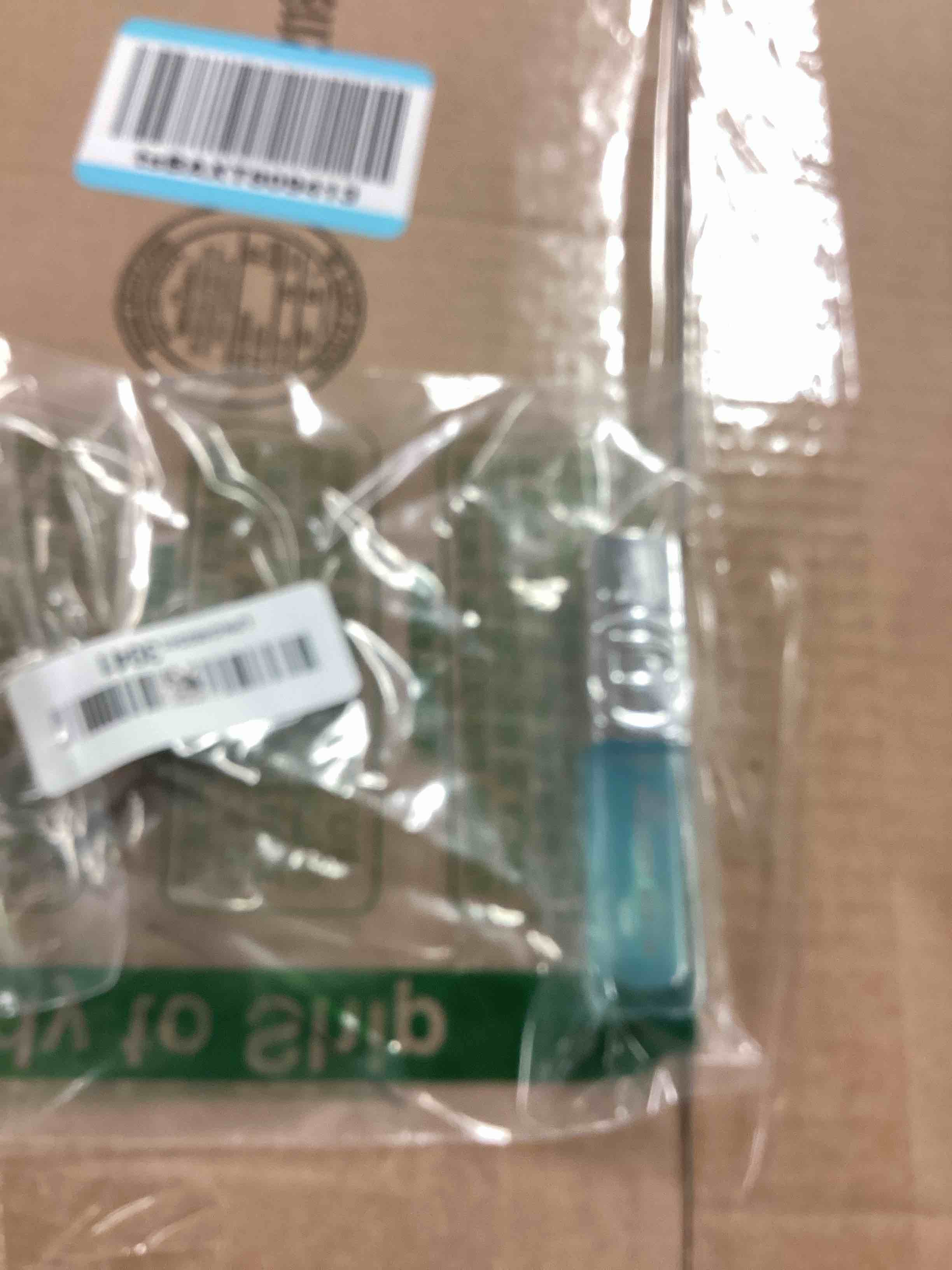 Condition photo showing New/Like New for L'Oreal Paris Plump Ambition pH Hyaluron Lip Oil, Color Shifting Lip Tint with 24HR Hydration, Volumizing Shine and Lasting Color, 010 pH Cristal Ice