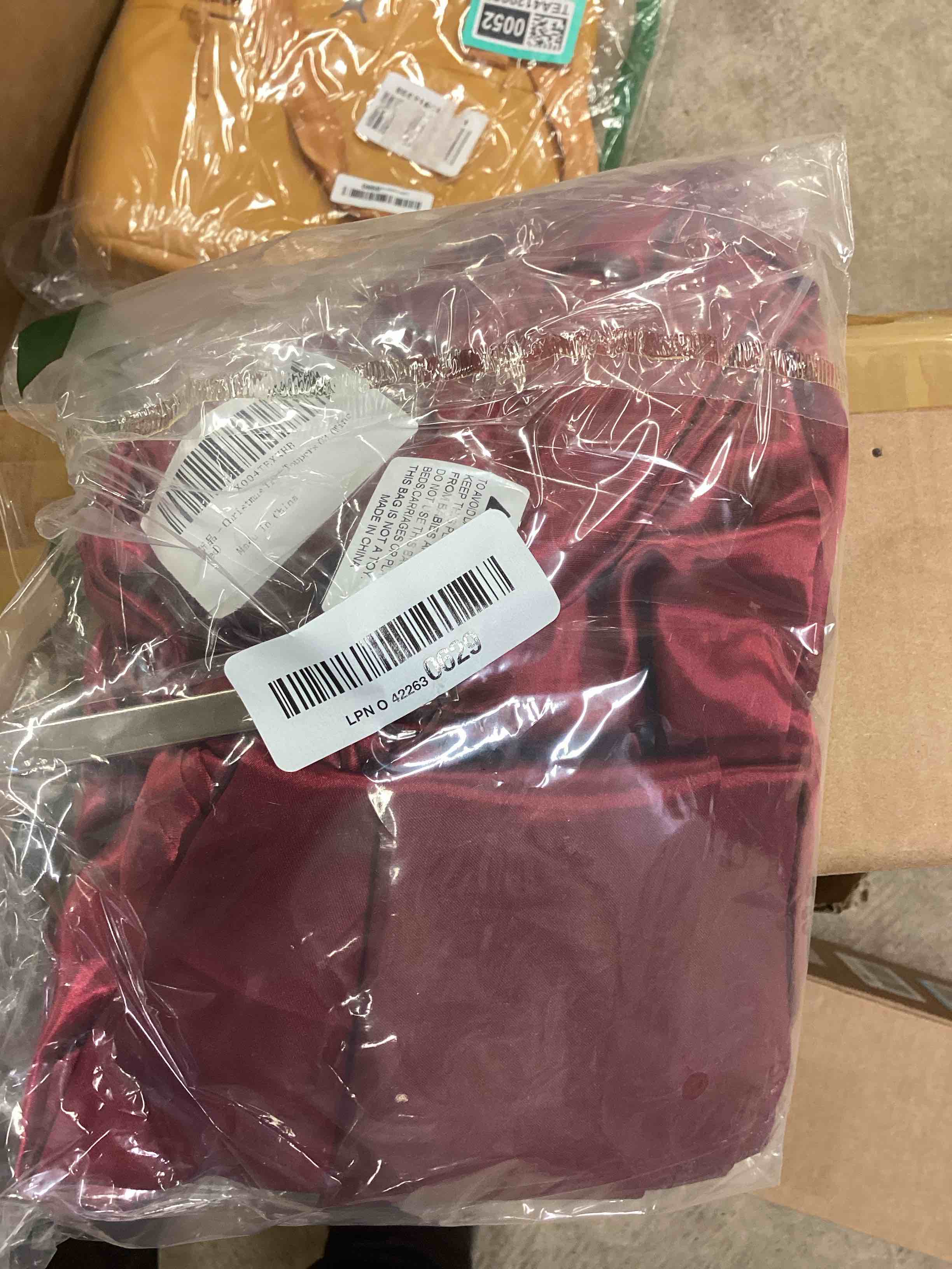 Condition photo showing New/Like New for 16 x 42 Inches Extra Large Christmas Satin Bows Christmas Tree Topper Decorations Xmas Tree Toppers Bows?Bows for Home Wreath Wall Backdrop Birthday Wedding Party Decorations(Deep Red)