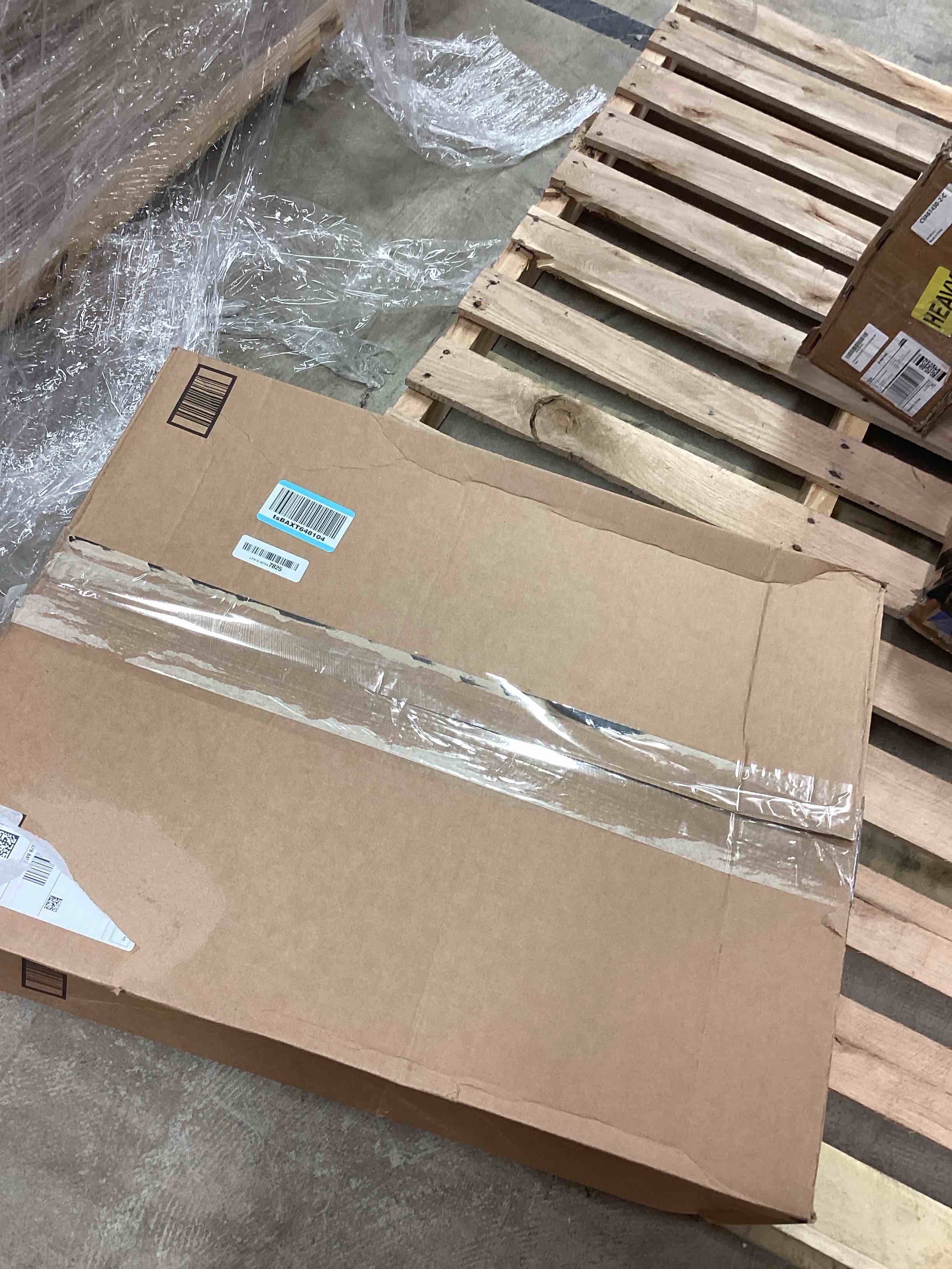 Condition photo showing Good Condition for Floor Mats for Toyota Tacoma 2024 2025 - Bestview Double Cab Floor Mats fit Front&Rear Row, 3PCS All Weather Floor Liners Car Mats with TPE Trucks Mats/Tacoma Accessories(Not fit Hybrid), Black For 2024 Toyota Tacoma