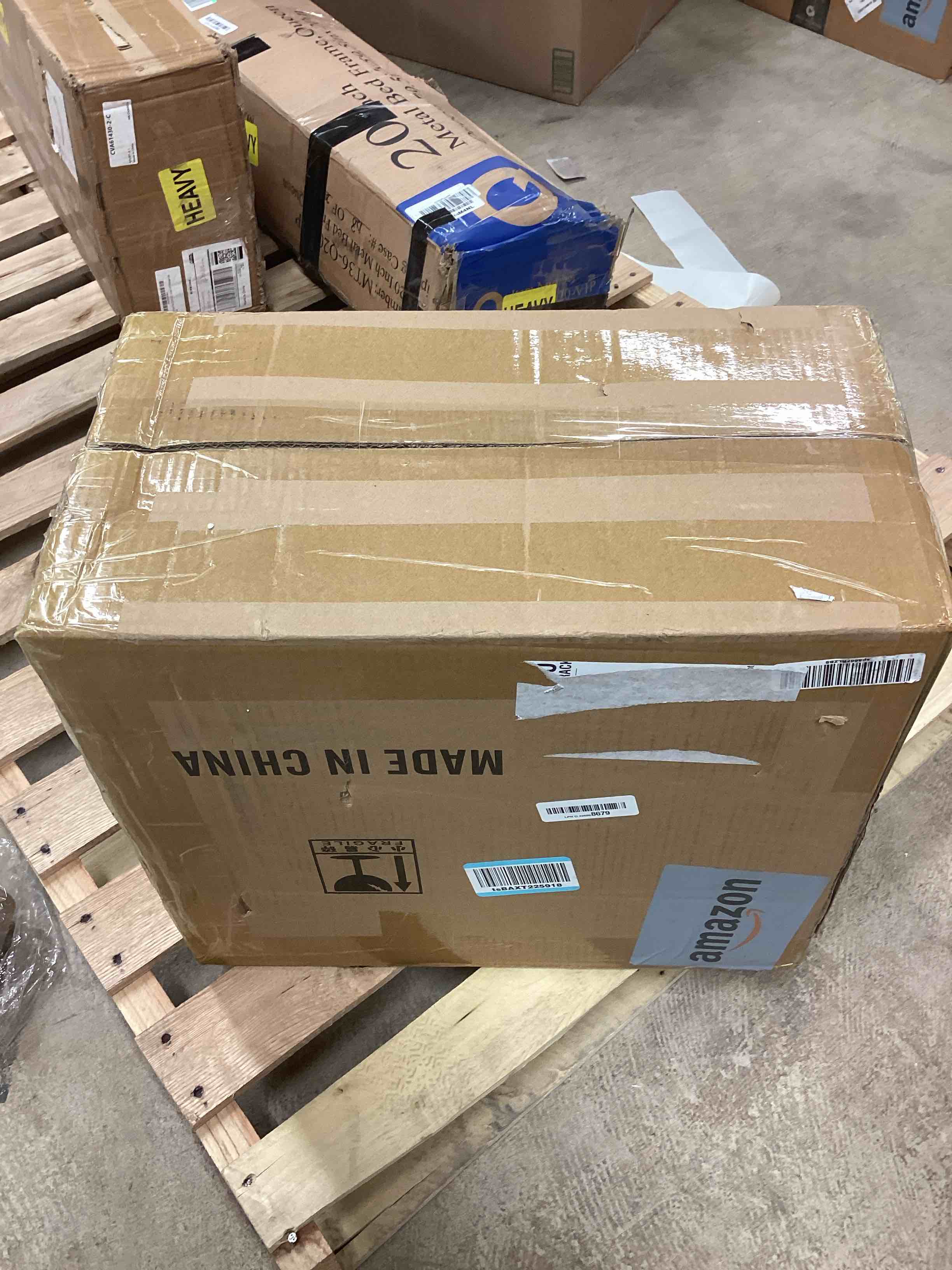 Condition photo showing Good Condition for Lallisa 2 Pcs 2 Gallon Glass Drink Dispenser with Stand Ice Cylinder Hanging Chalkboard Signs 18/8 Stainless Steel Spigot Beverage Dispensers for Parties Mason Jar Drink Lemonade (Gold)