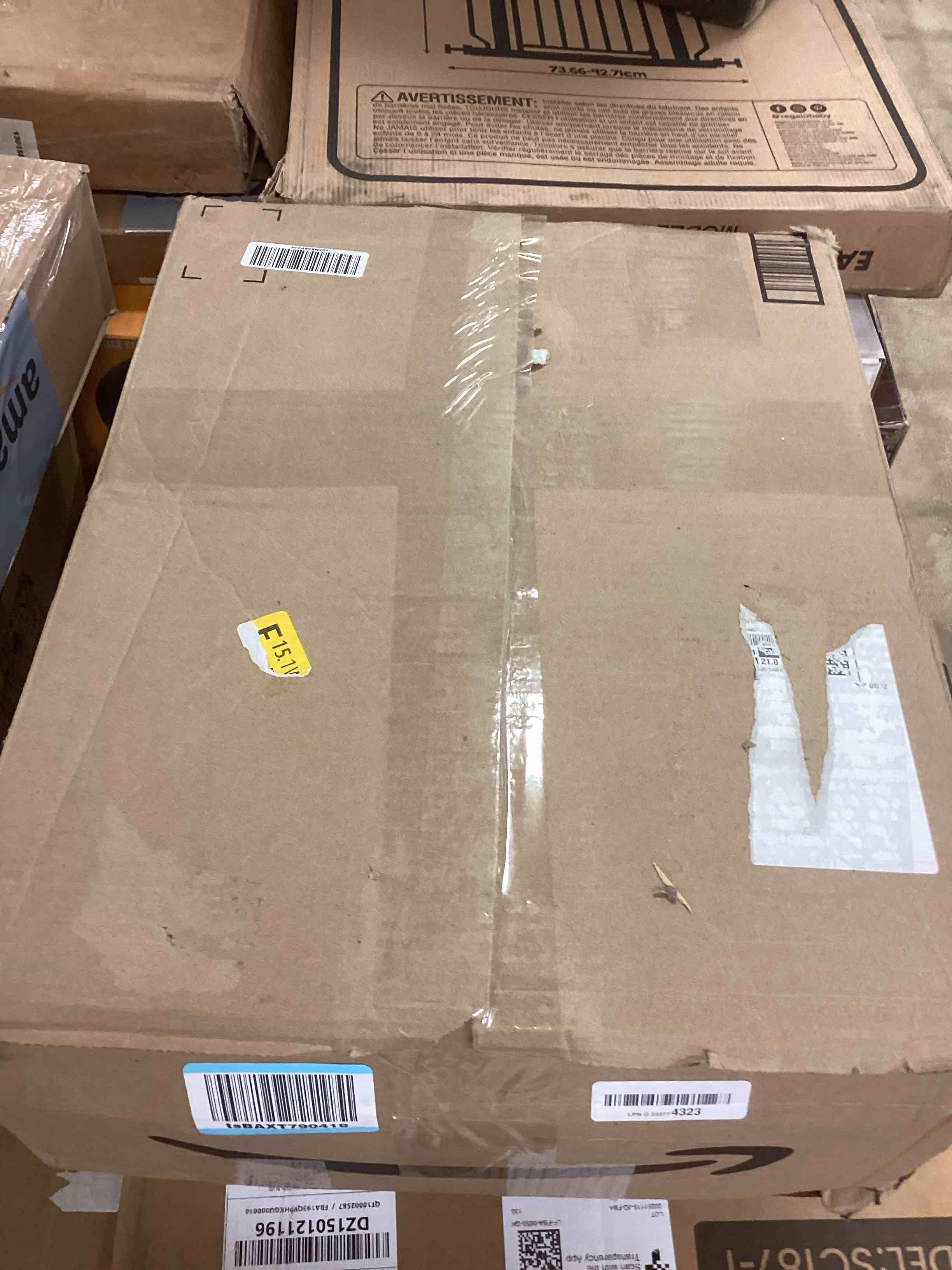 Condition photo showing New/Like New for Lessymo 8 x 10 Area Rugs for Living Room- Machine Washable Area Rugs Boho Faux Wool Low Pile Area Rug for Bedroom, Floral Medallion Vintage Rugs with Non-Slip Rubber, Kid & Pet Friendly, Grey White Grey Beige 8' x 10' (Rectangular)