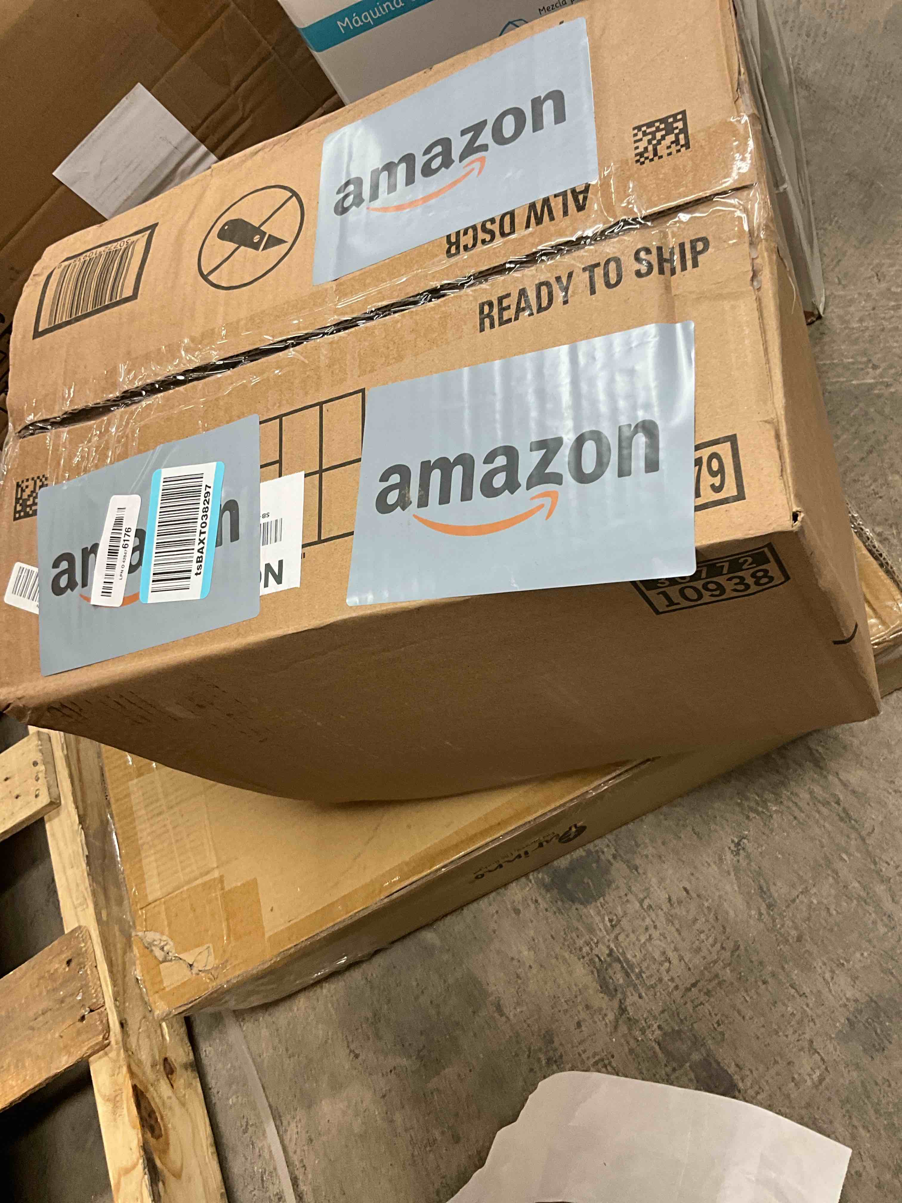 Condition photo showing New/Like New for Always Discreet Adult Incontinence Underwear for Women and Postpartum Underwear, Extra Large, Up to 100% Bladder Leak Protection, 64 Count (2 Packs of 32) X-Large 64